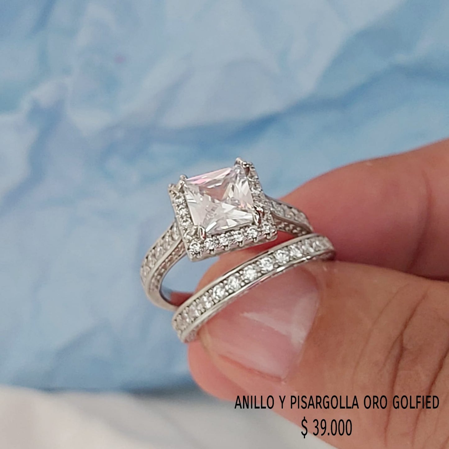 Anillo de oro golfield rodinado