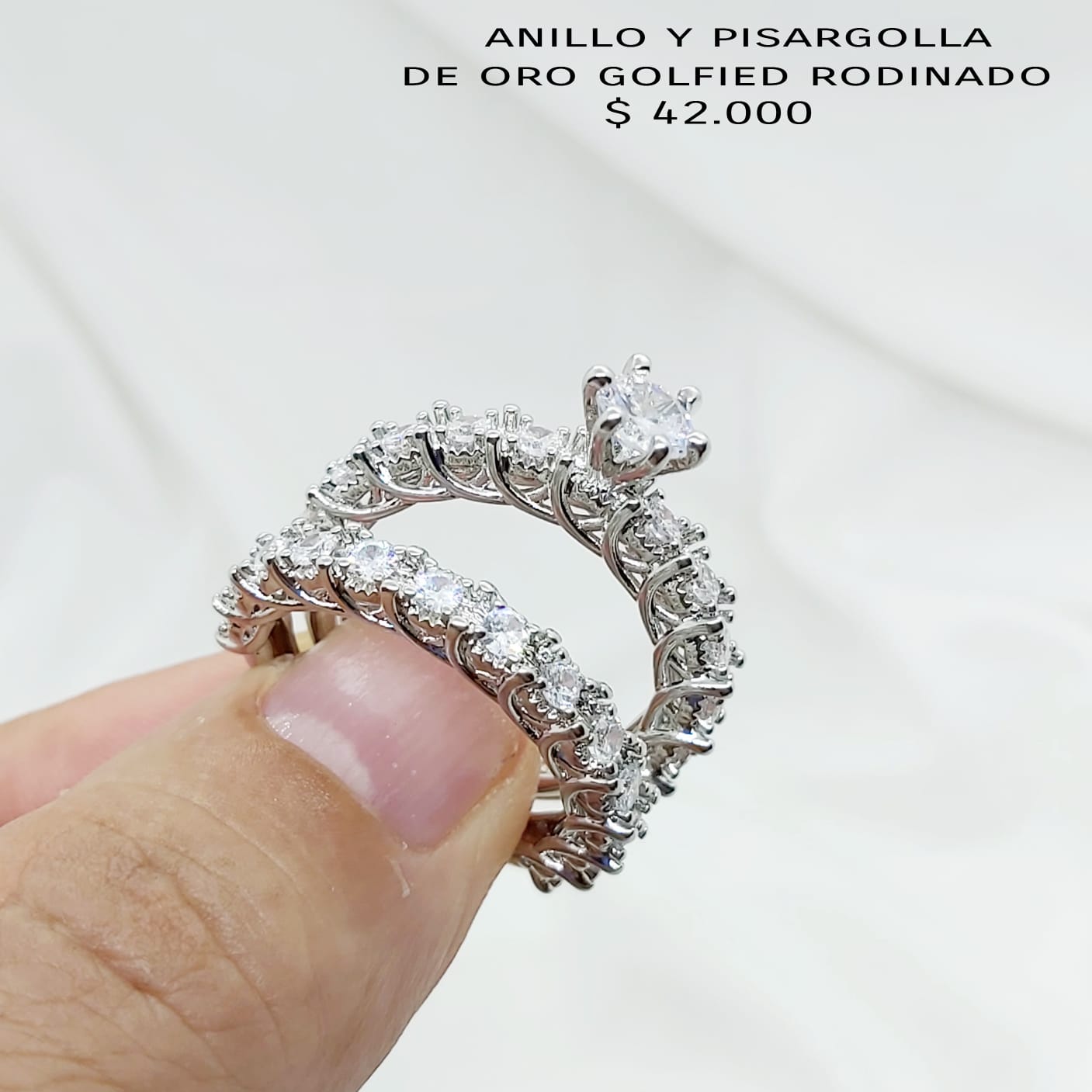 Anillo de oro golfield rodinado