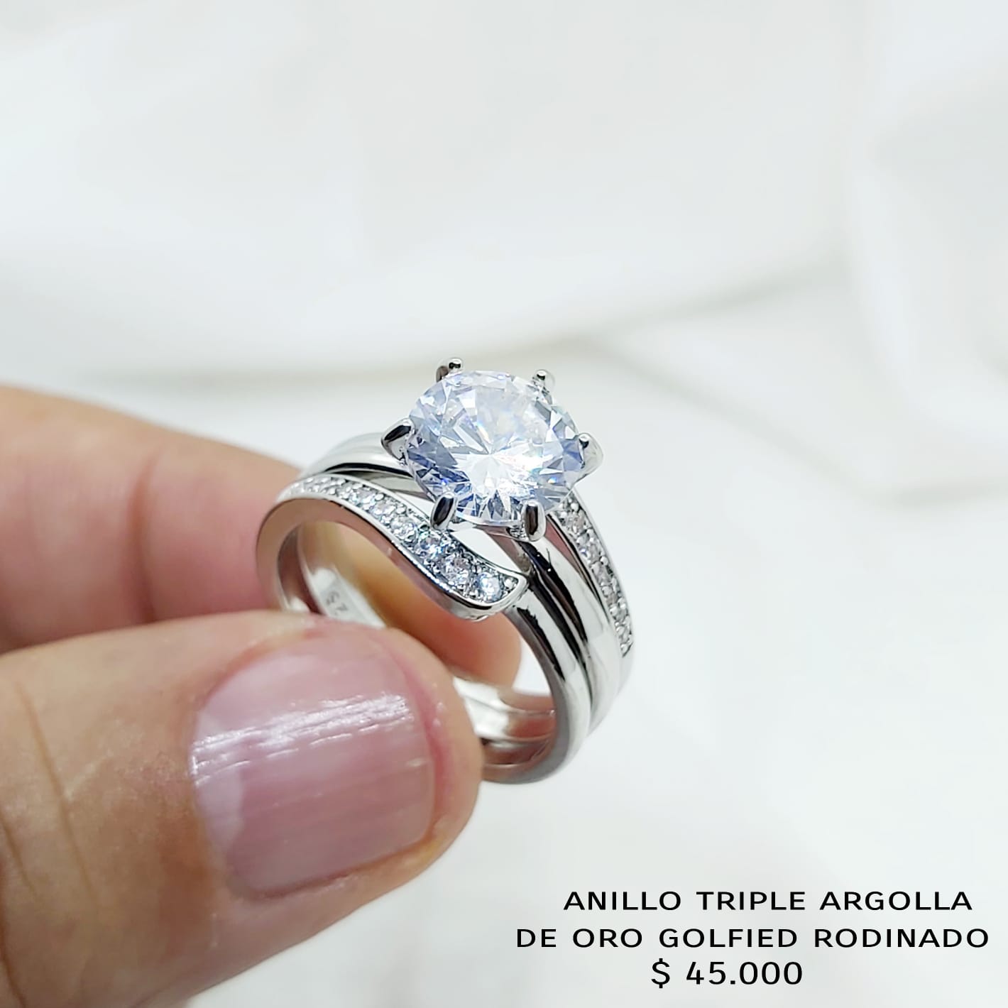 Anillo de oro golfield rodinado