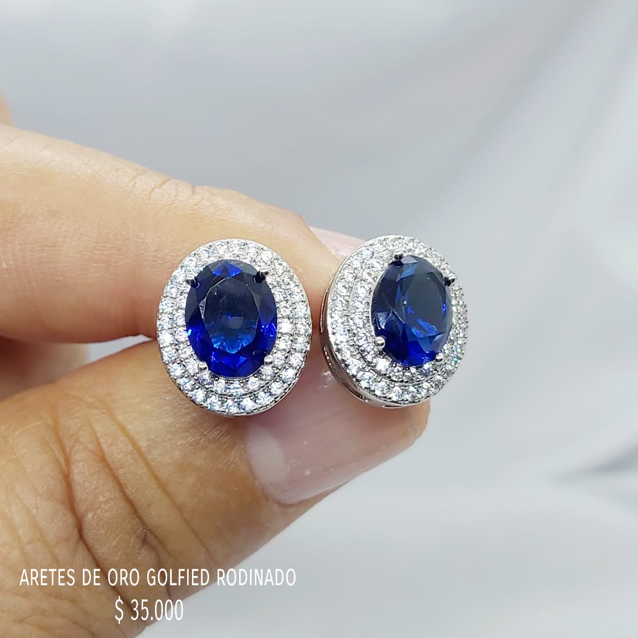 Aretes de oro golfield rodinado