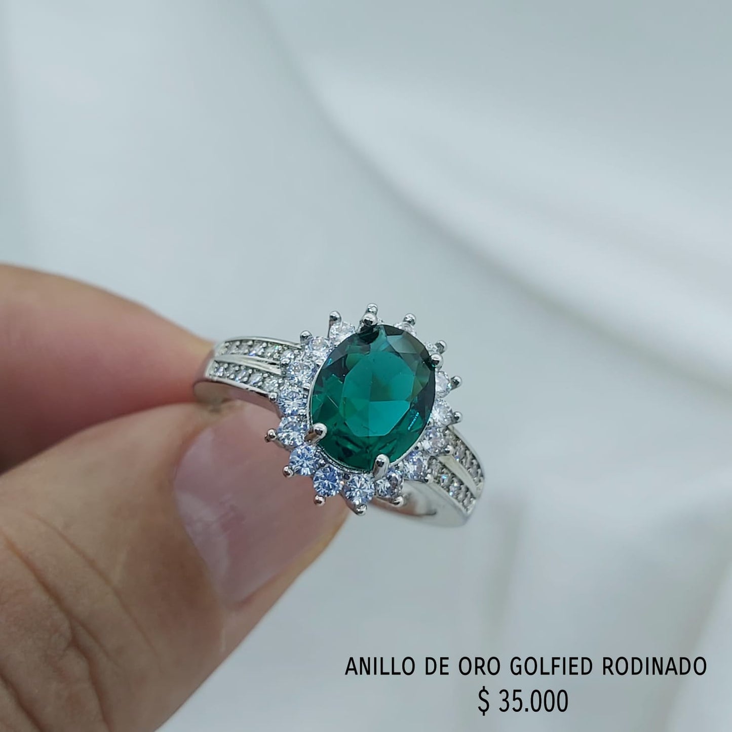 Anillo de oro golfield rodinado