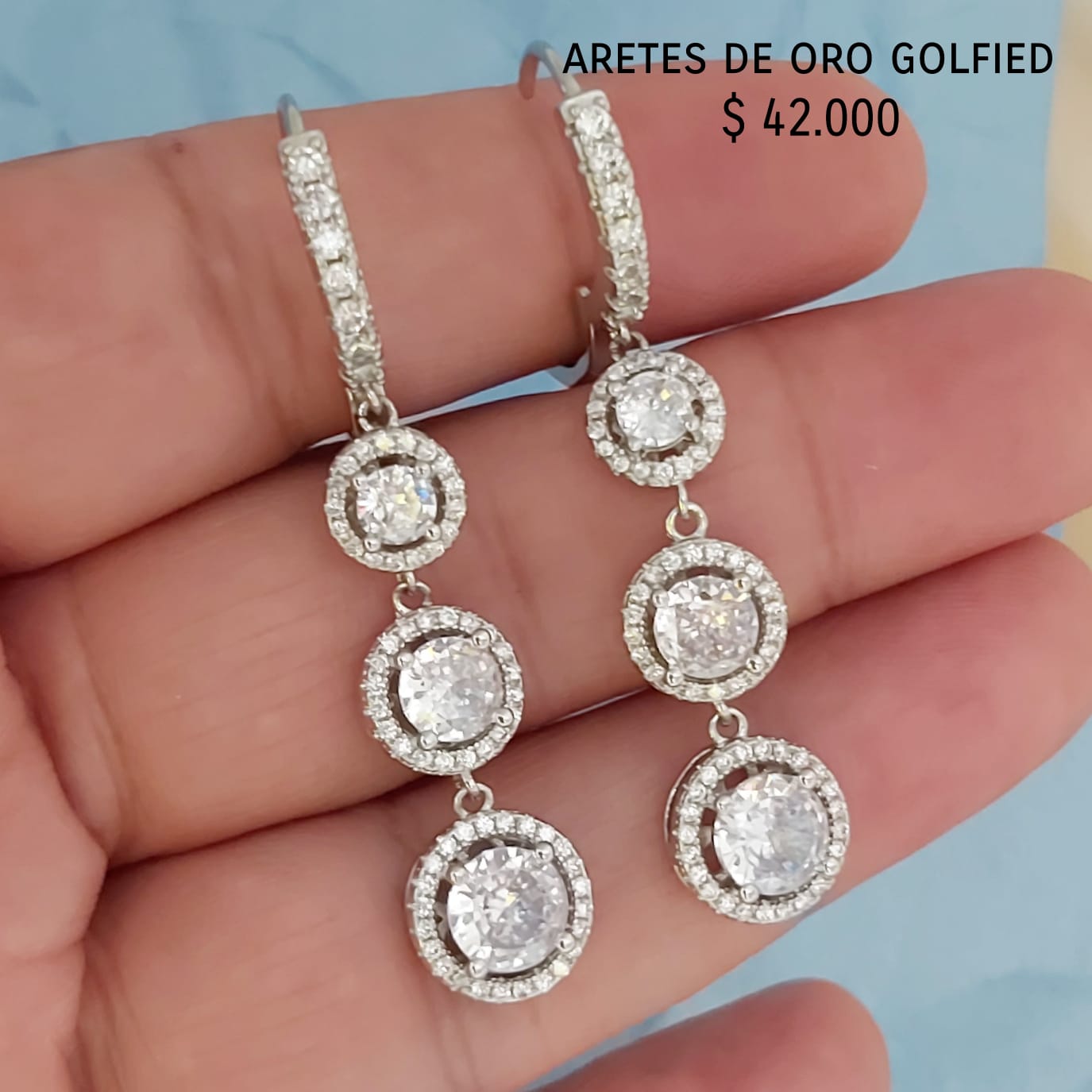 Aretes de oro golfied