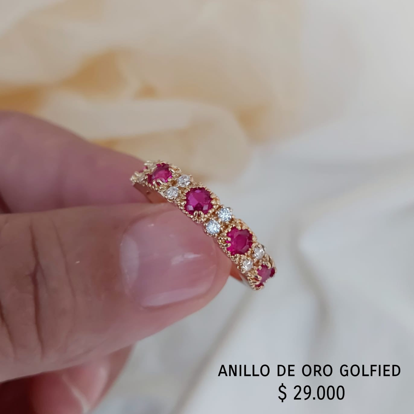 Anillo de oro golfield