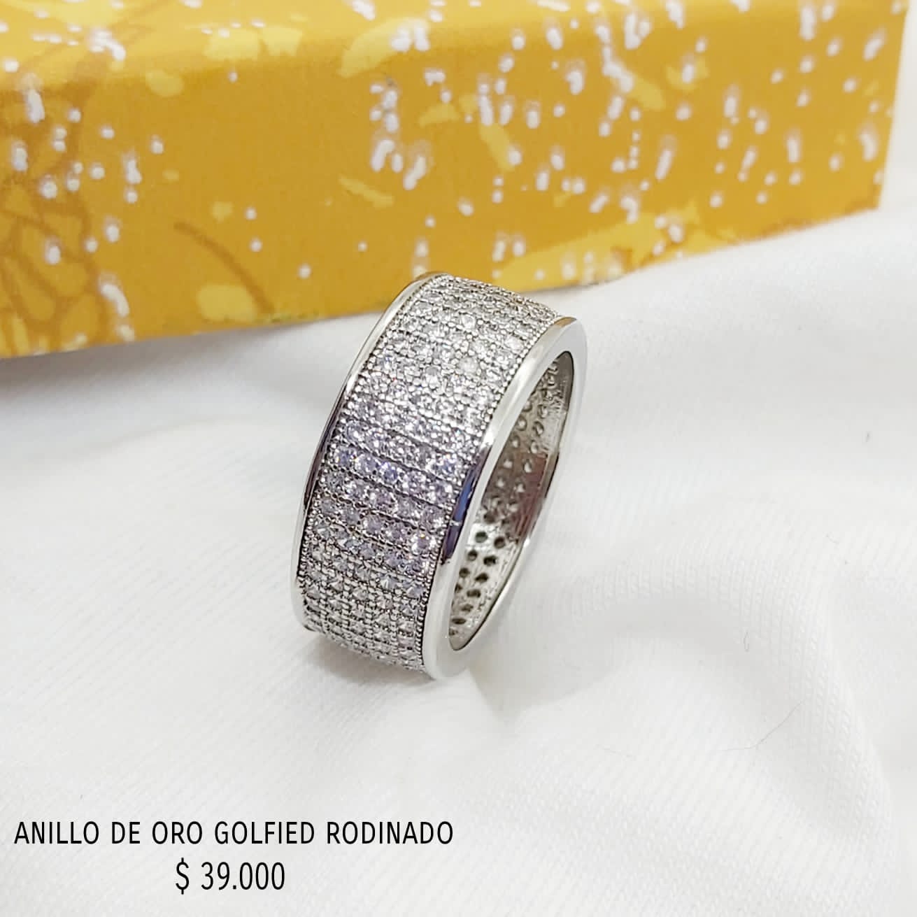 Anillo de oro golfield rodinado