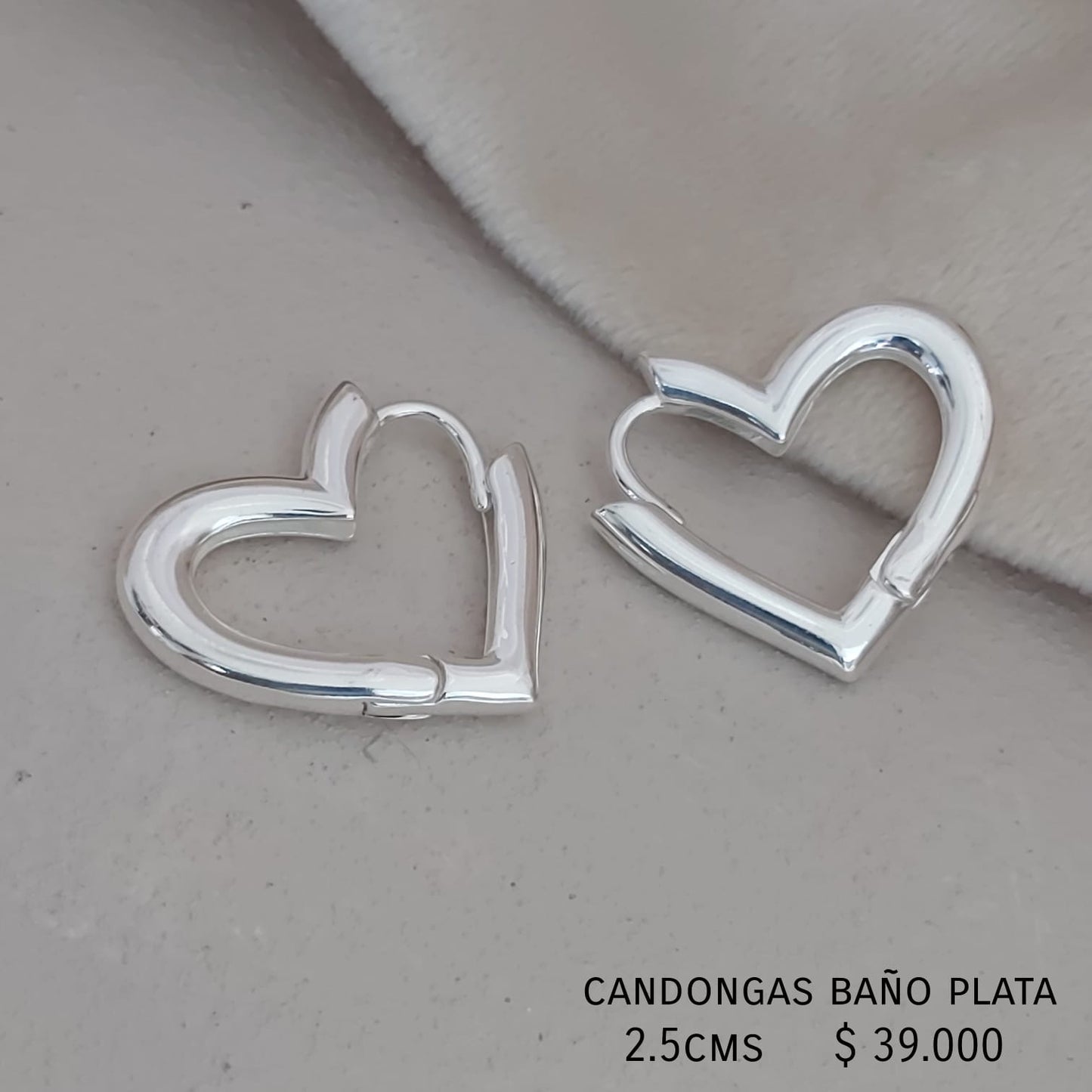 Aretes baño plata