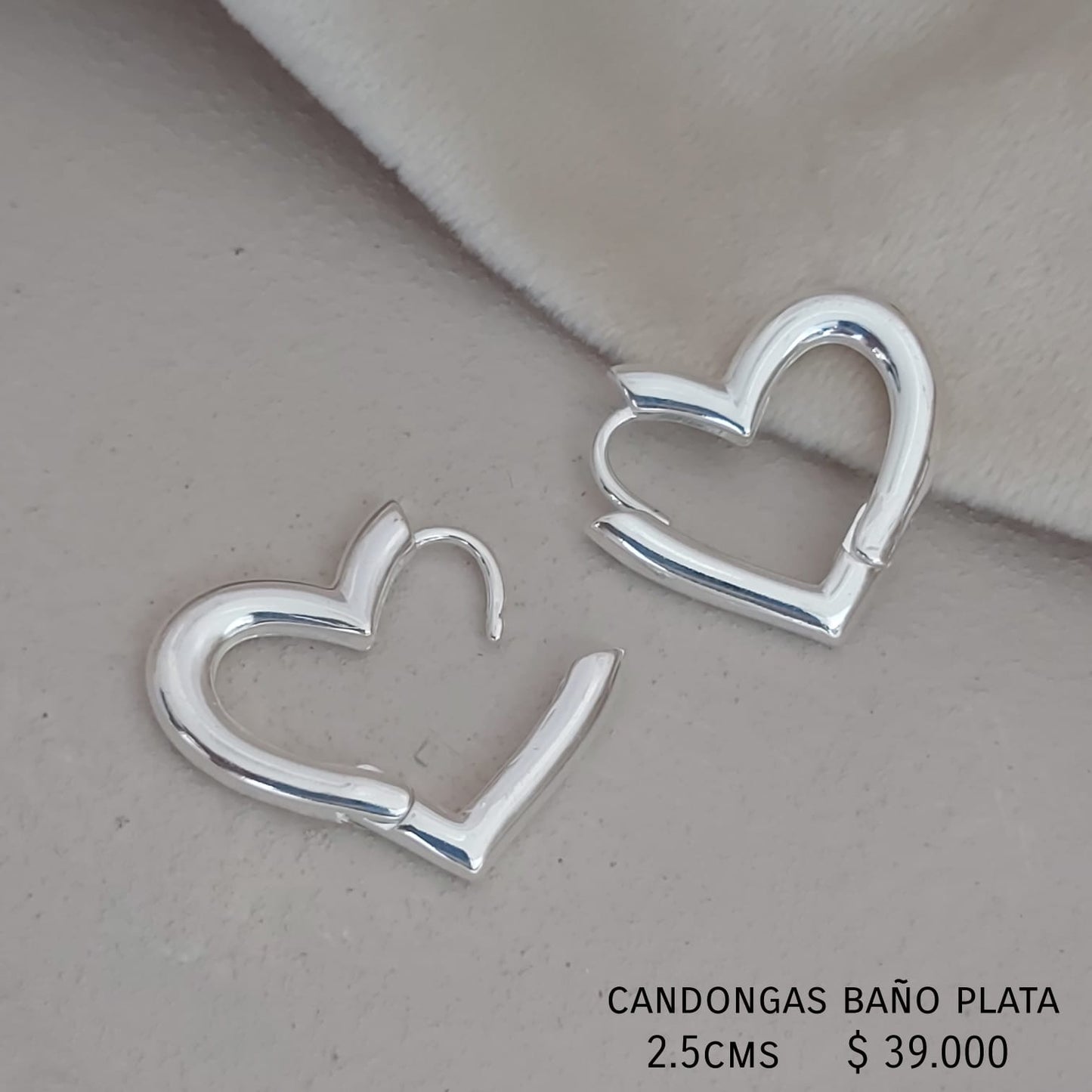 Aretes baño plata