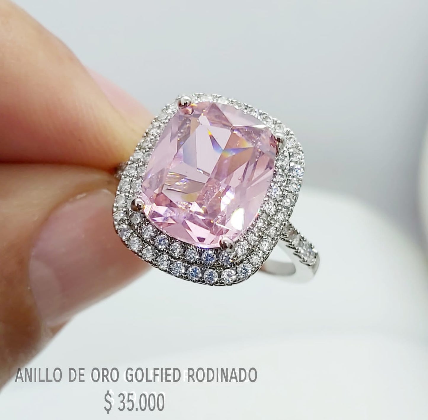 Anillo de oro golfield rodinado