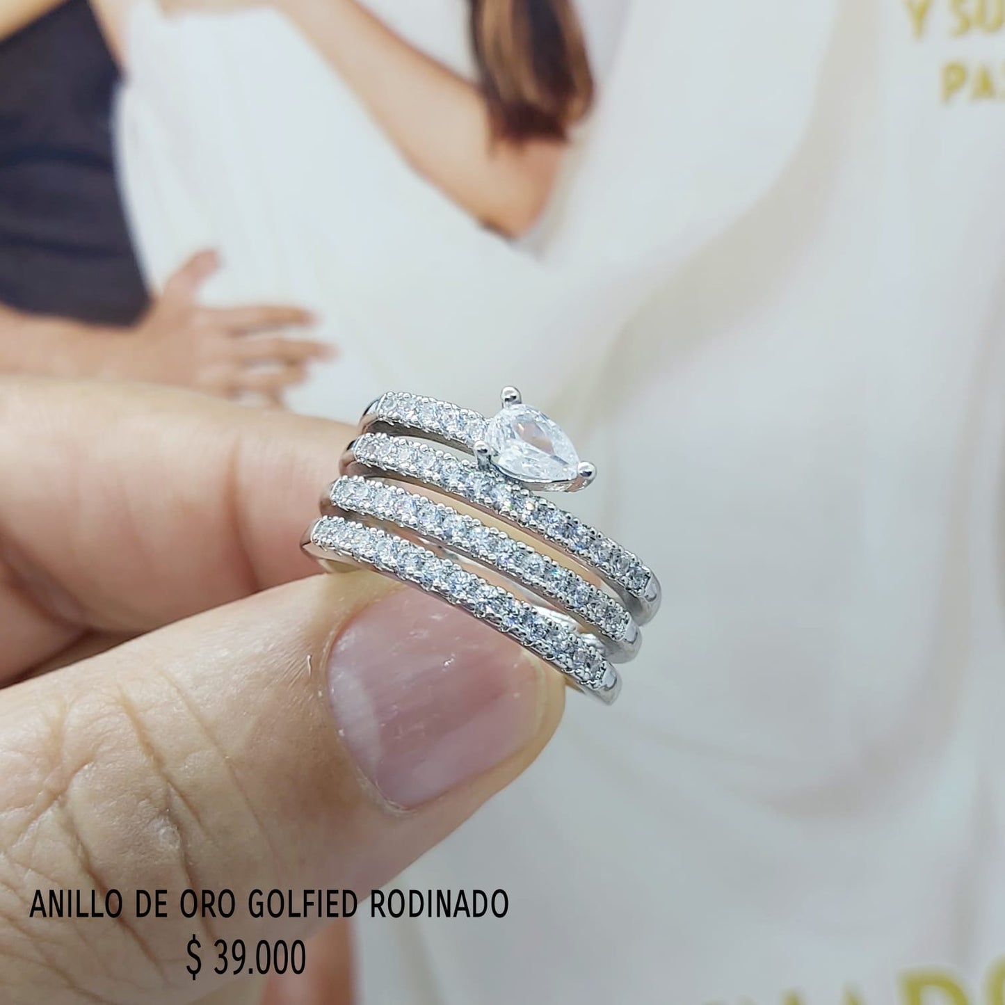 Anillo de oro golfield rodinado