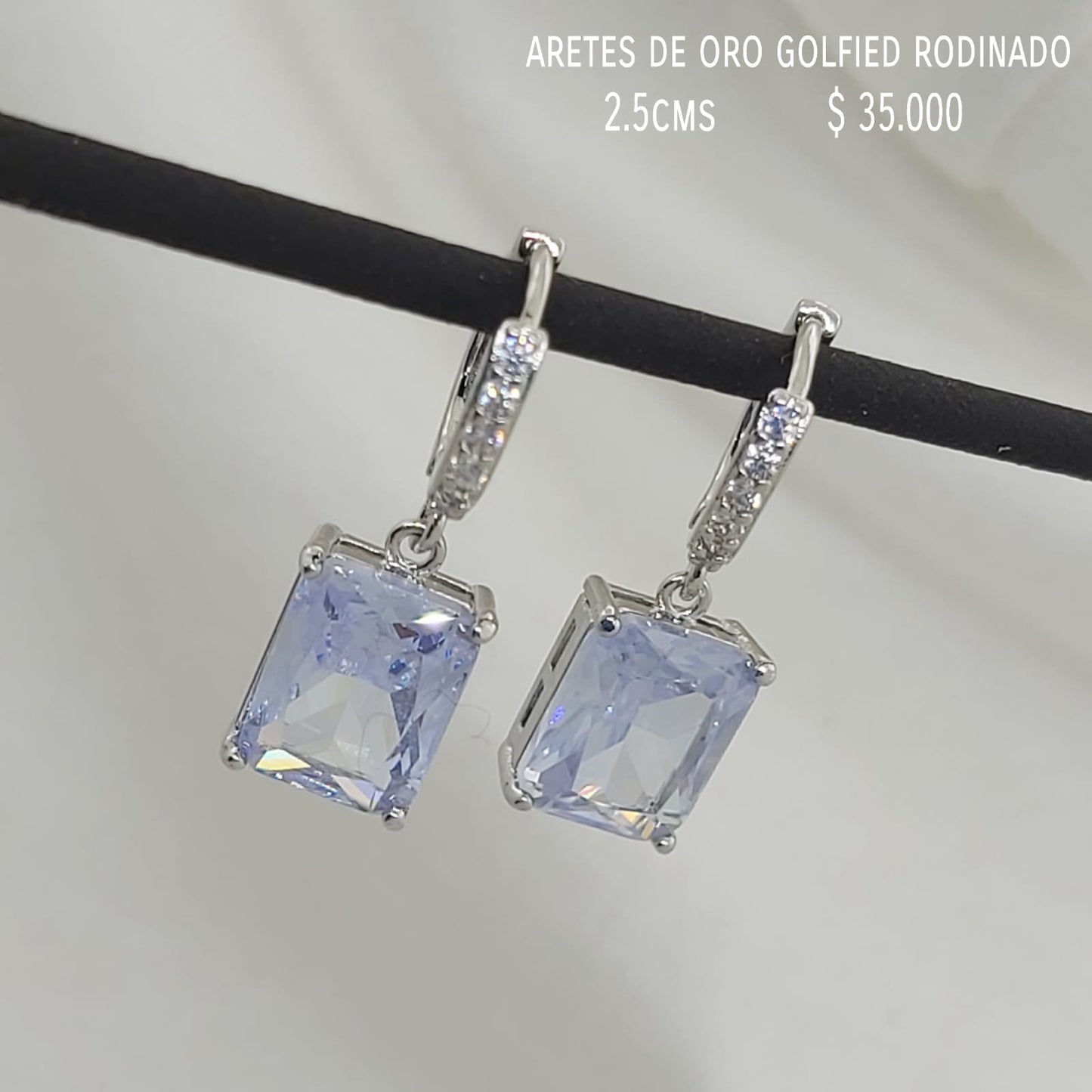 Aretes de oro golfield rodinado