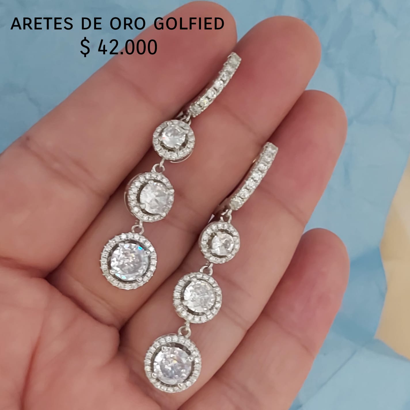Aretes de oro golfied