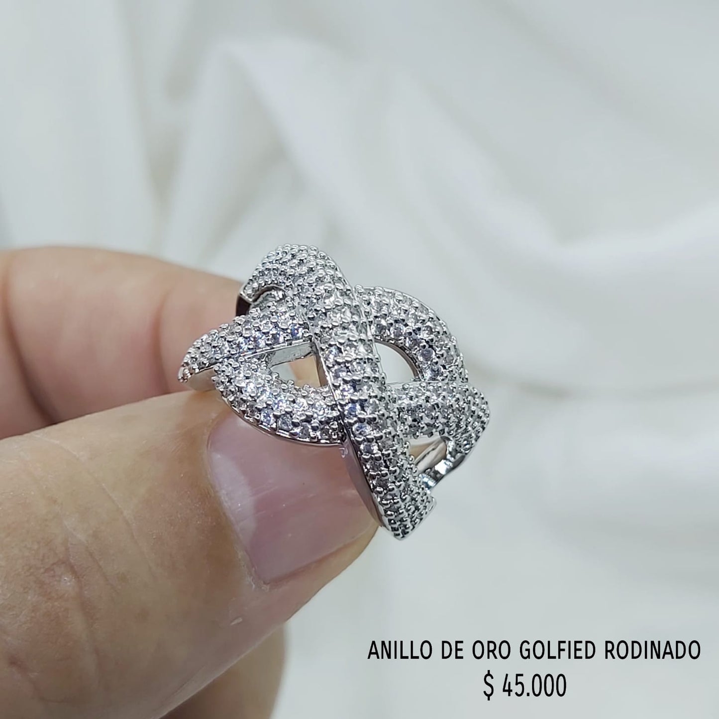 Anillo de oro golfield rodinado