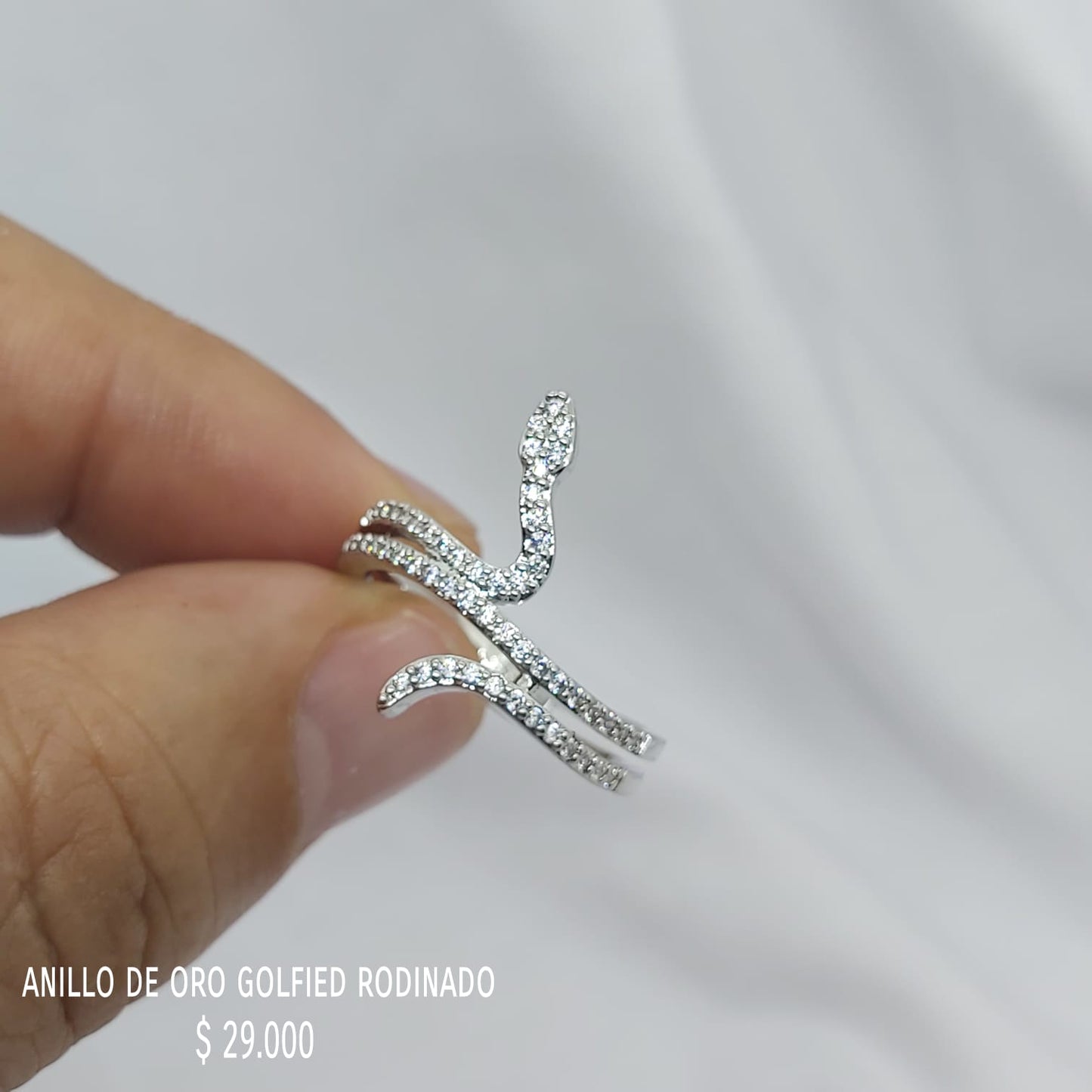 Anillo de oro golfield rodinado