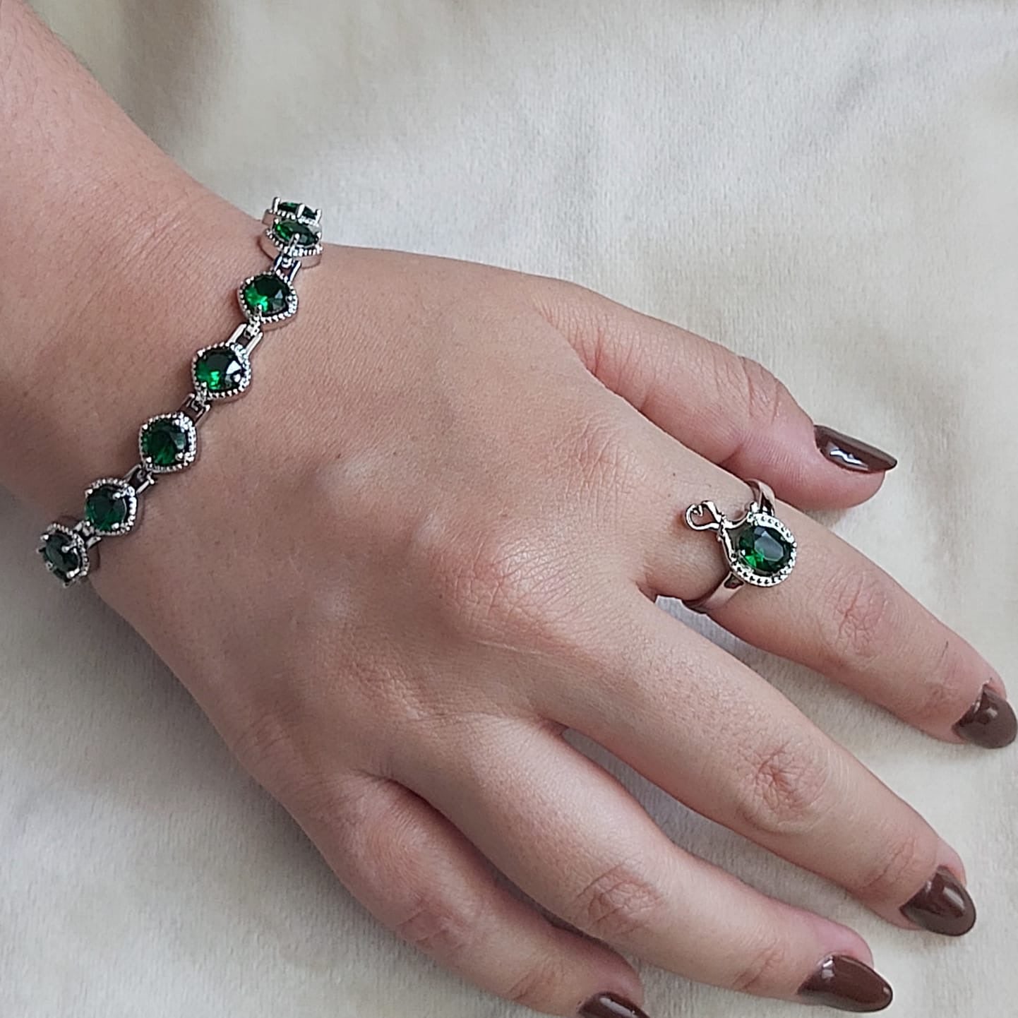 Anillo ajustable rodinado