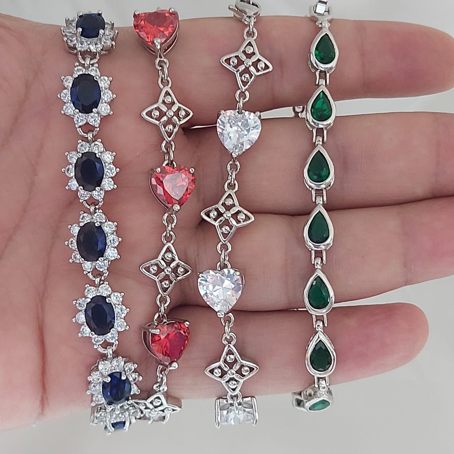 Pulsera y cristales rodinada