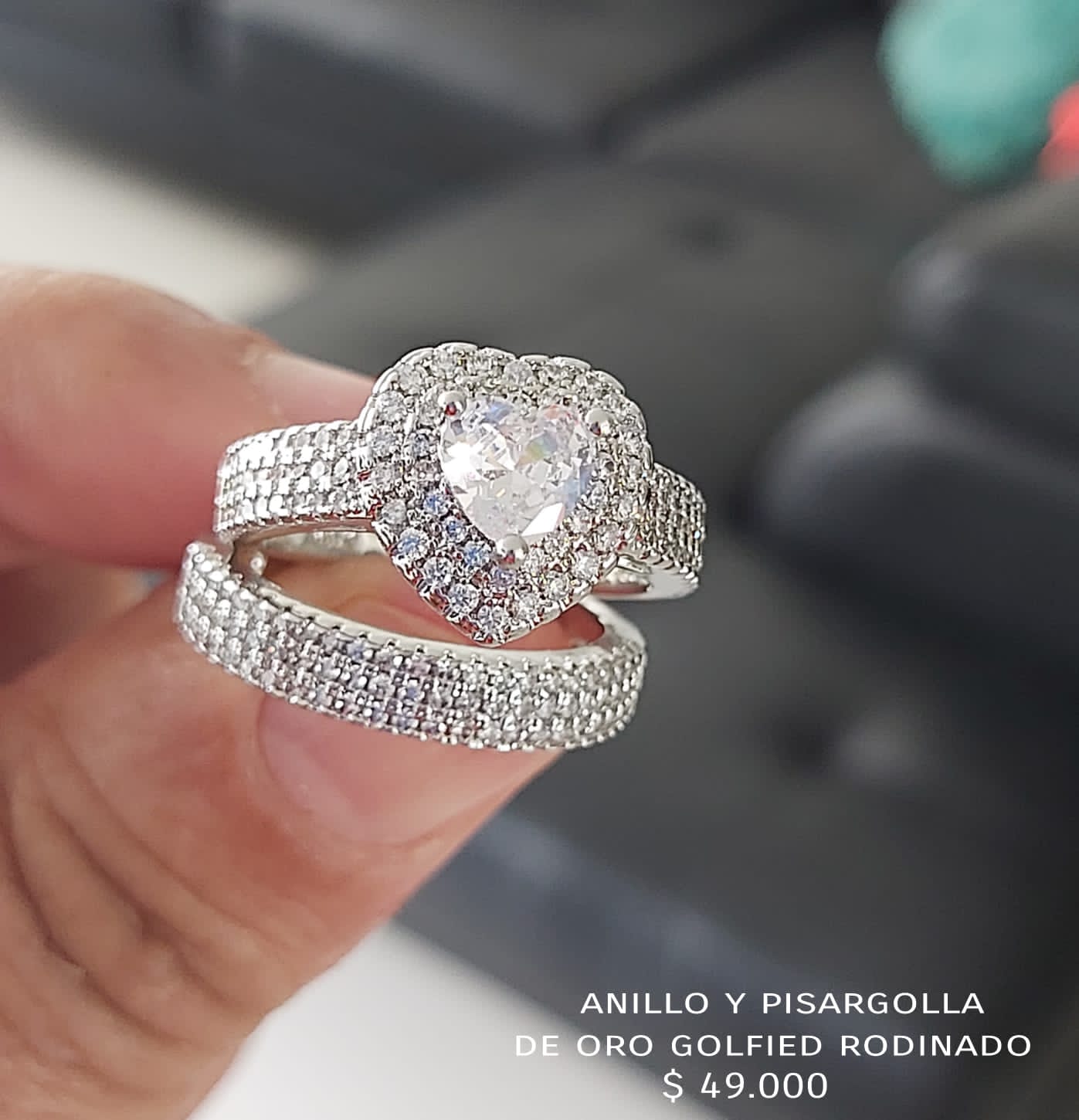 Anillo de oro golfield rodinado