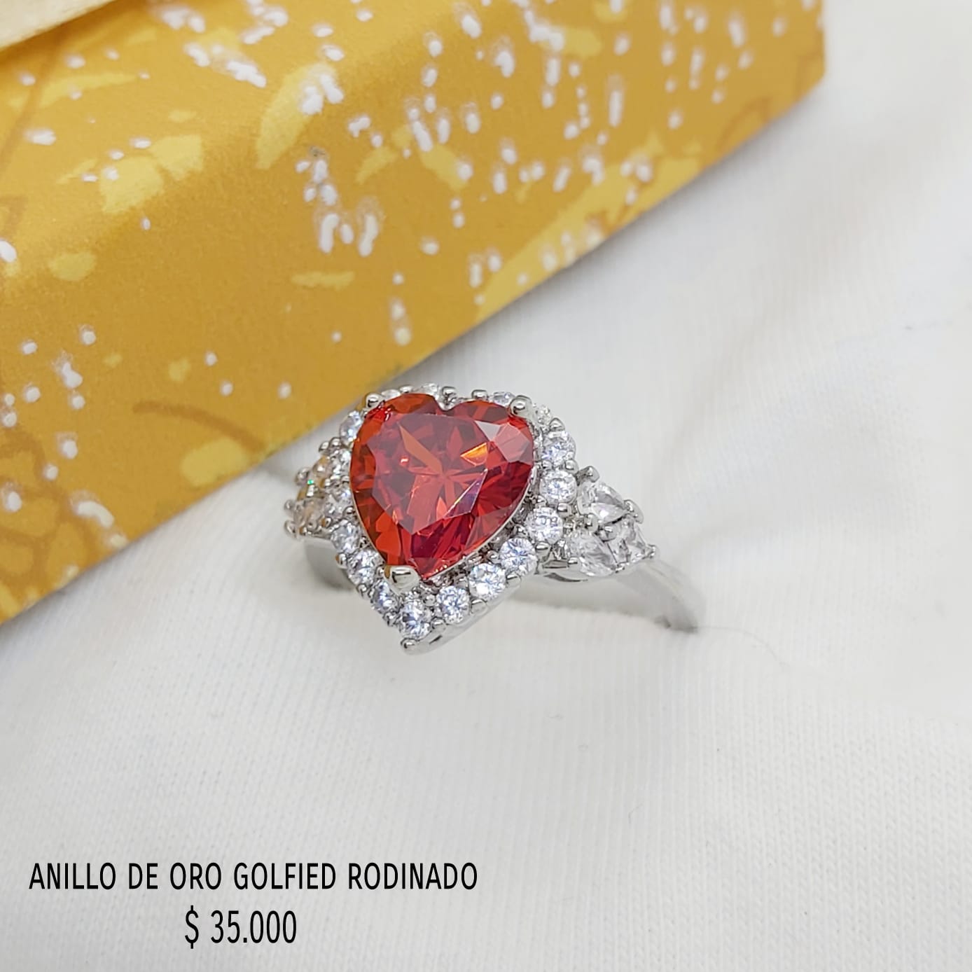Anillo de oro golfield rodinado