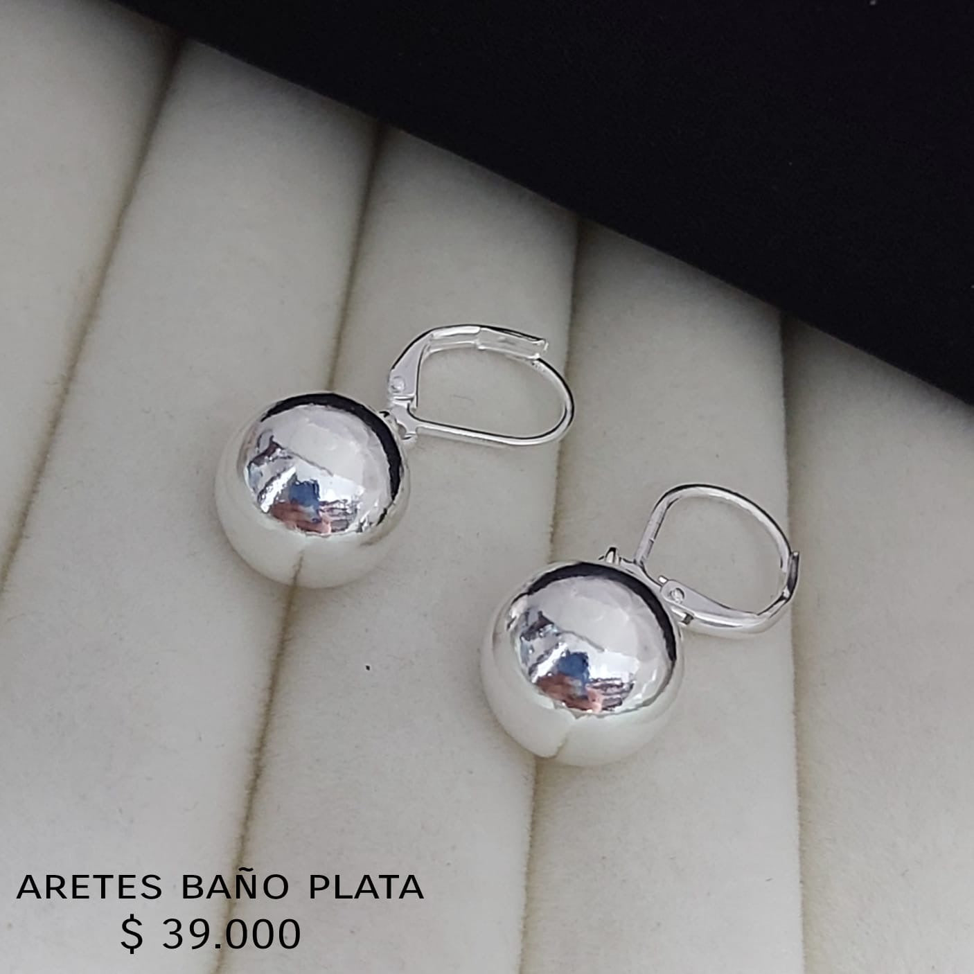 Aretes de baño plata