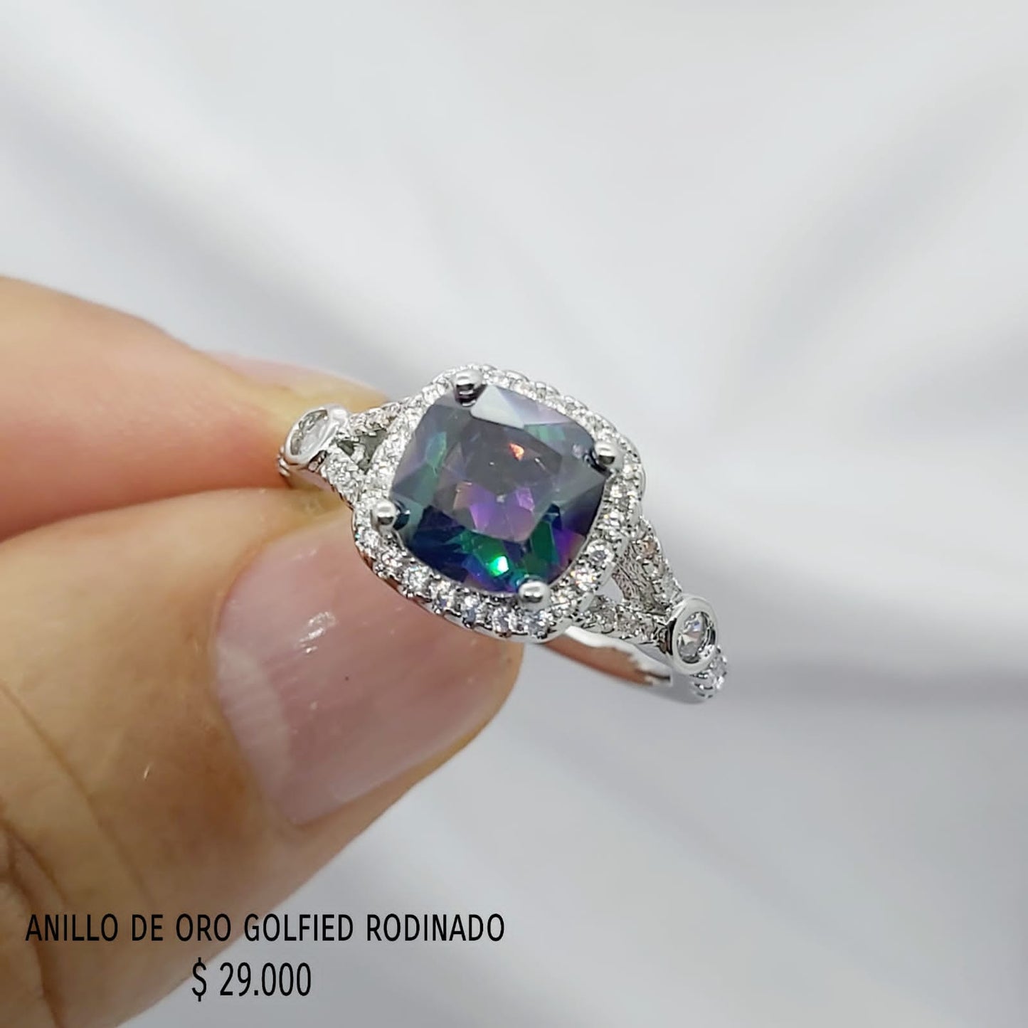 Anillo de oro golfield rodinado