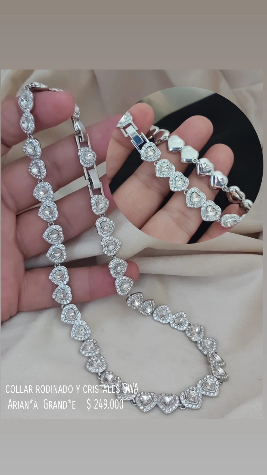 Collar rodinado y cristales SWA