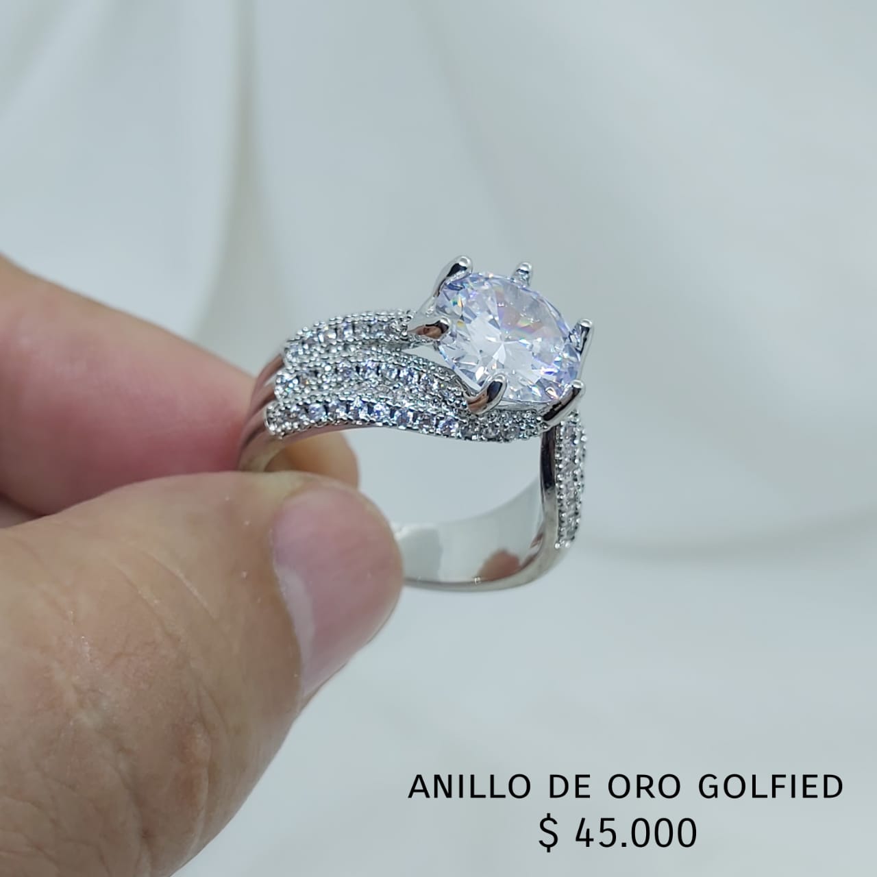 Anillo de oro golfield