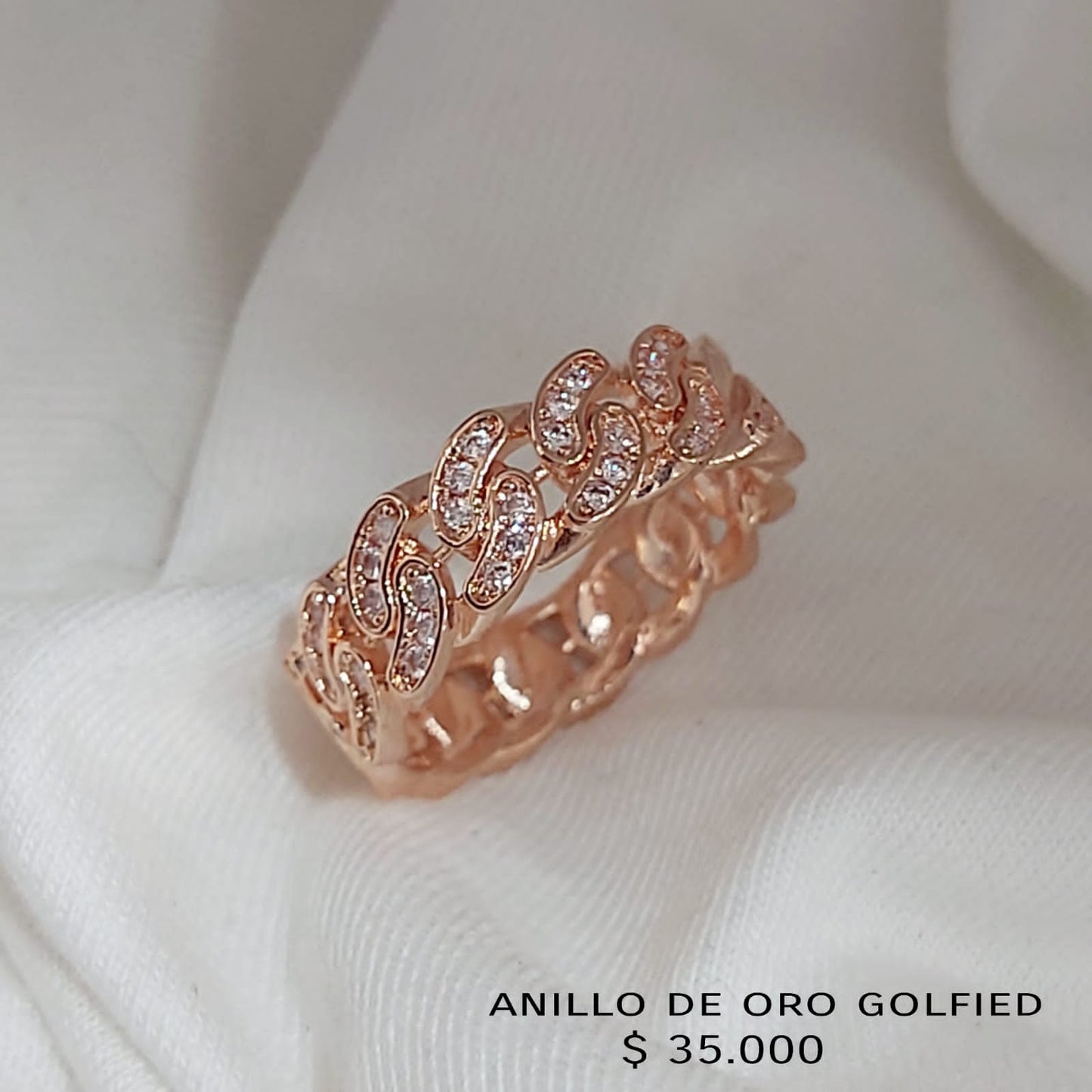 Anillo de oro golfield