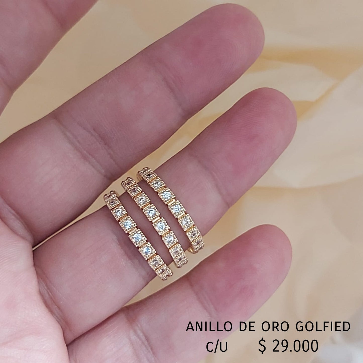Anillo de oro golfield