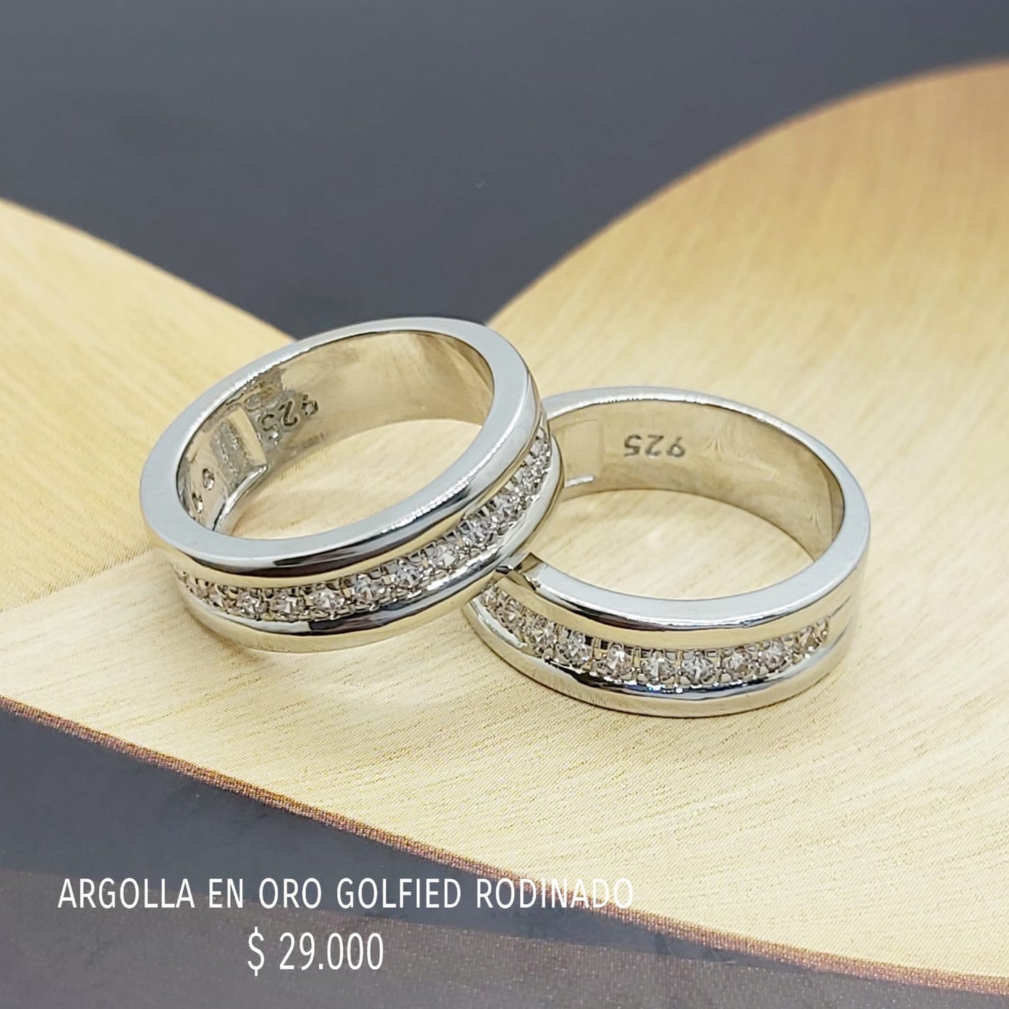 Anillo de oro golfield