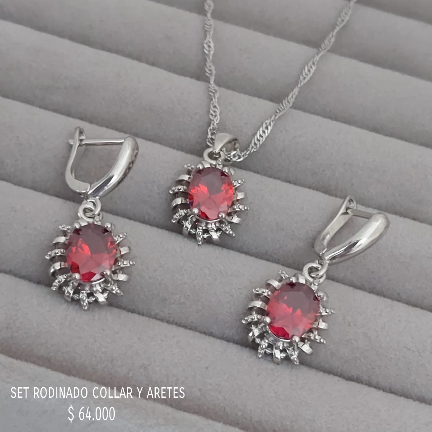 Set collar y aretes rodinados