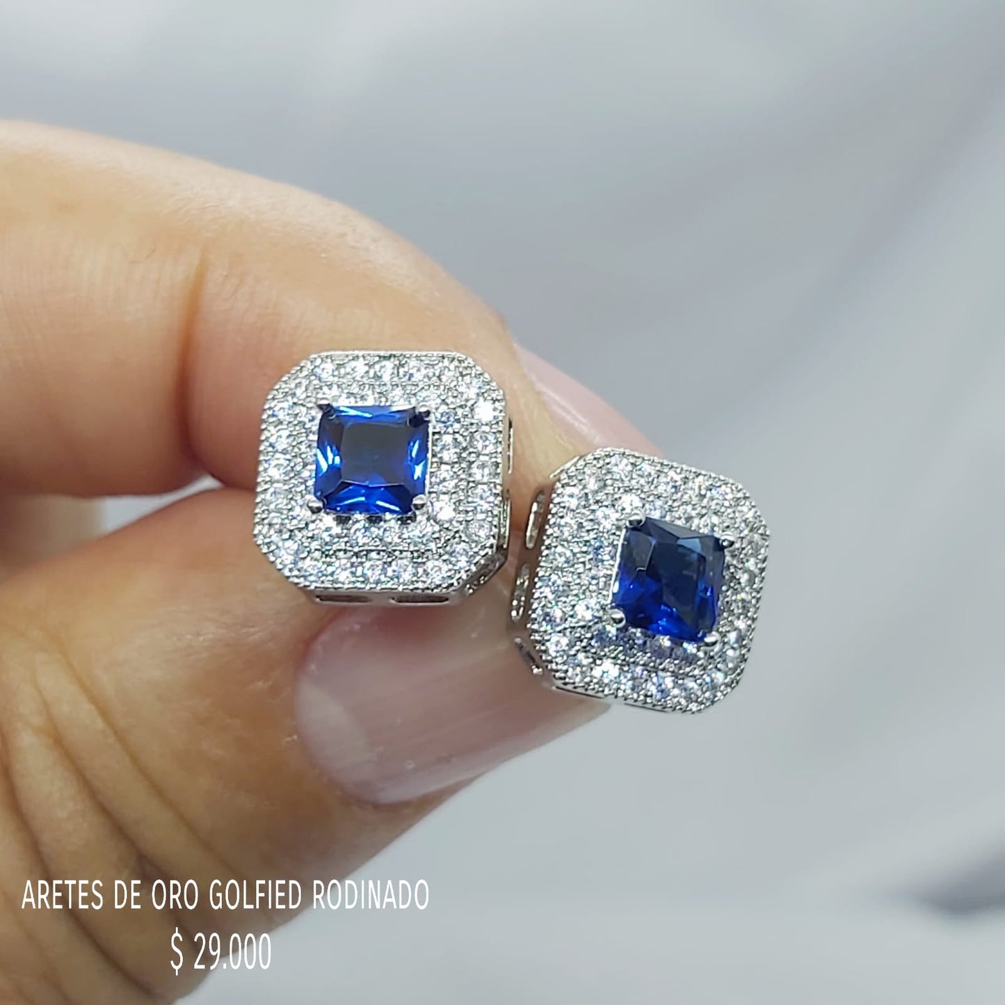 Aretes golfield rodinado con circónes
