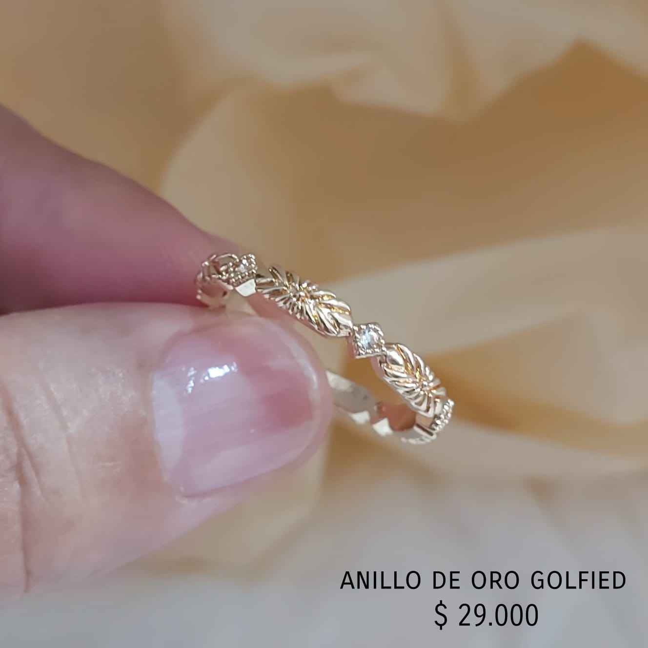 Anillo de oro golfield