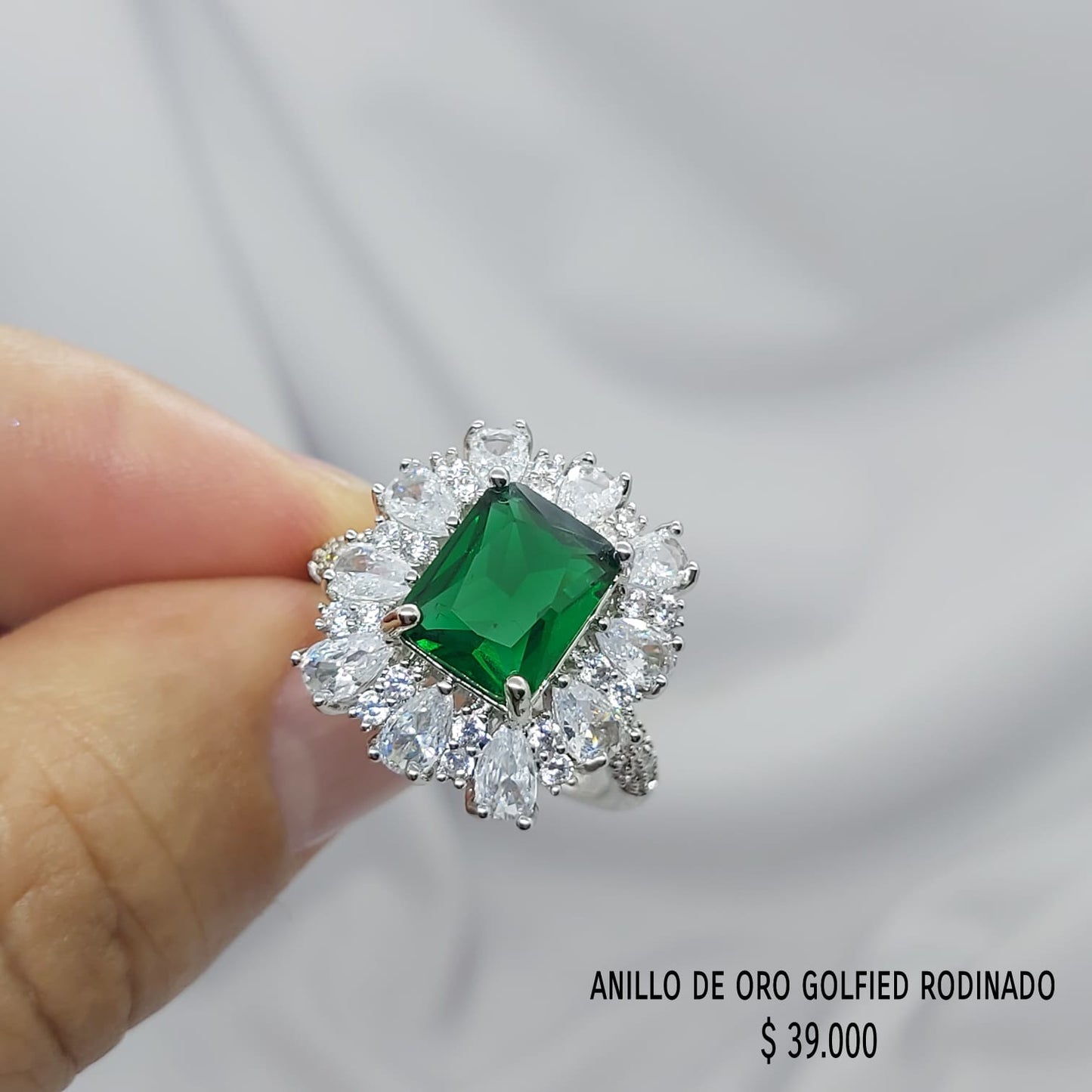 Anillo de oro golfield rodinado