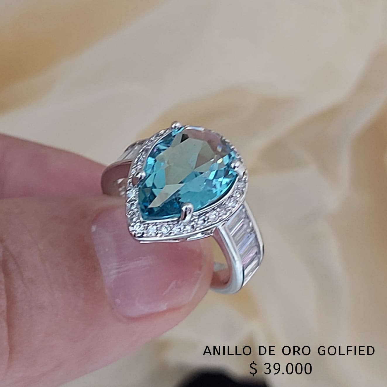 Anillo de oro golfield rodinado