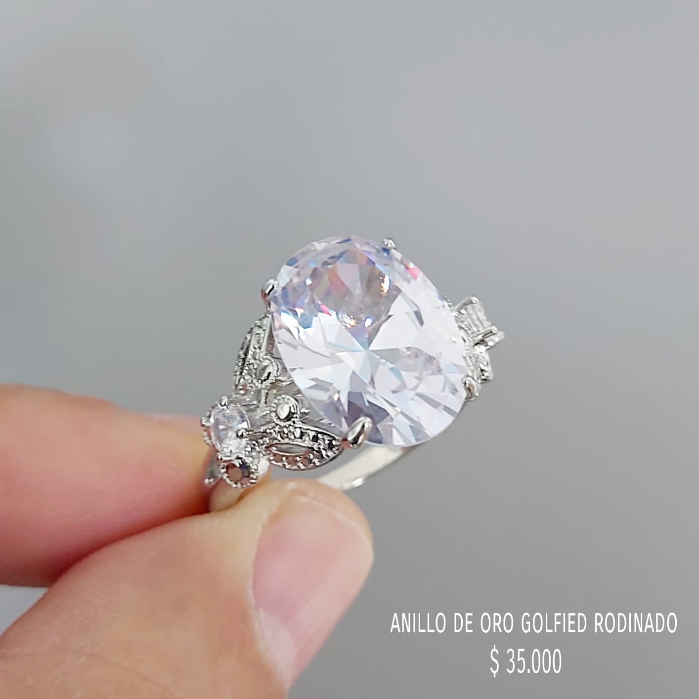 Anillo de oro golfield rodinado