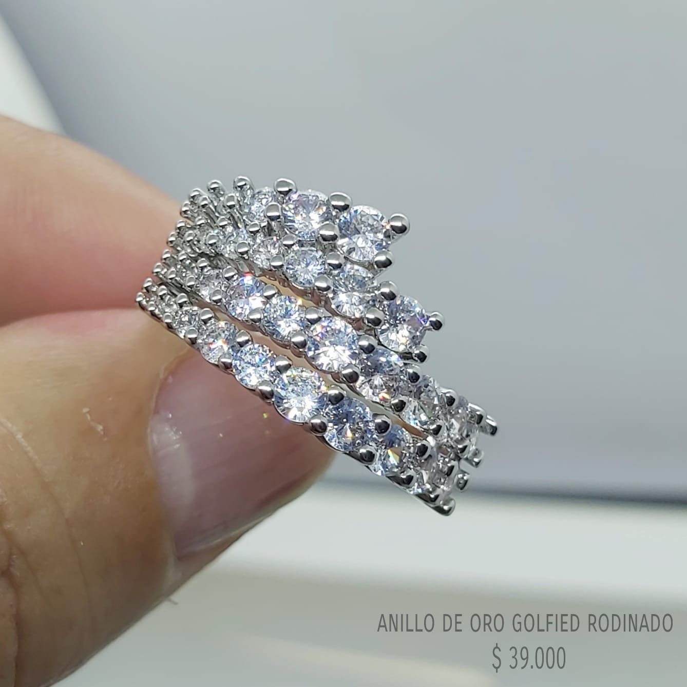 Anillo de oro golfield rodinado