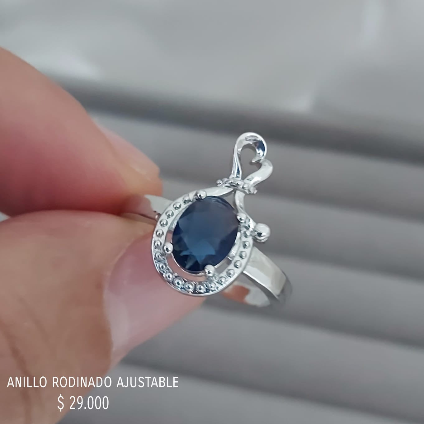Anillo ajustable rodinado