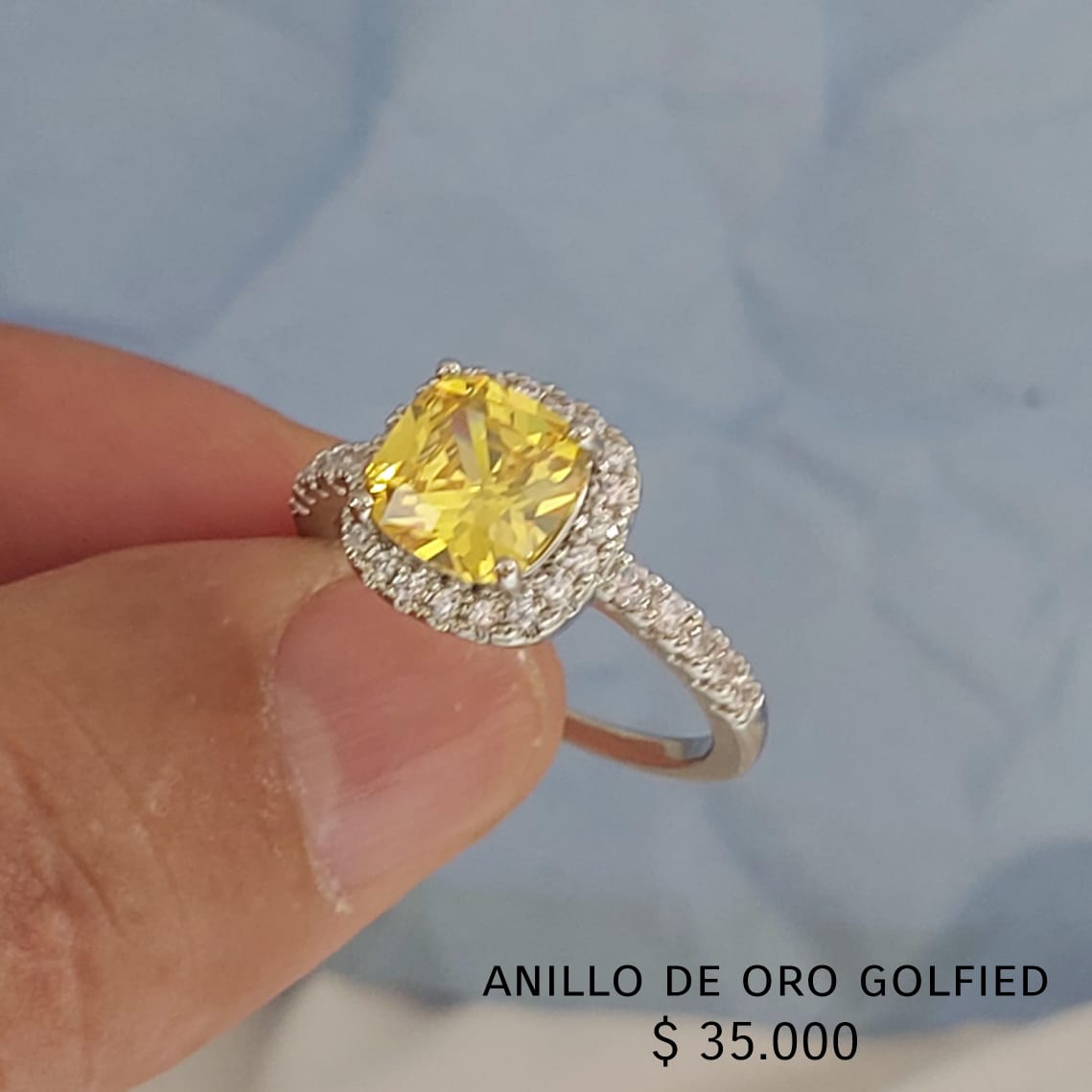 Anillo de oro golfield