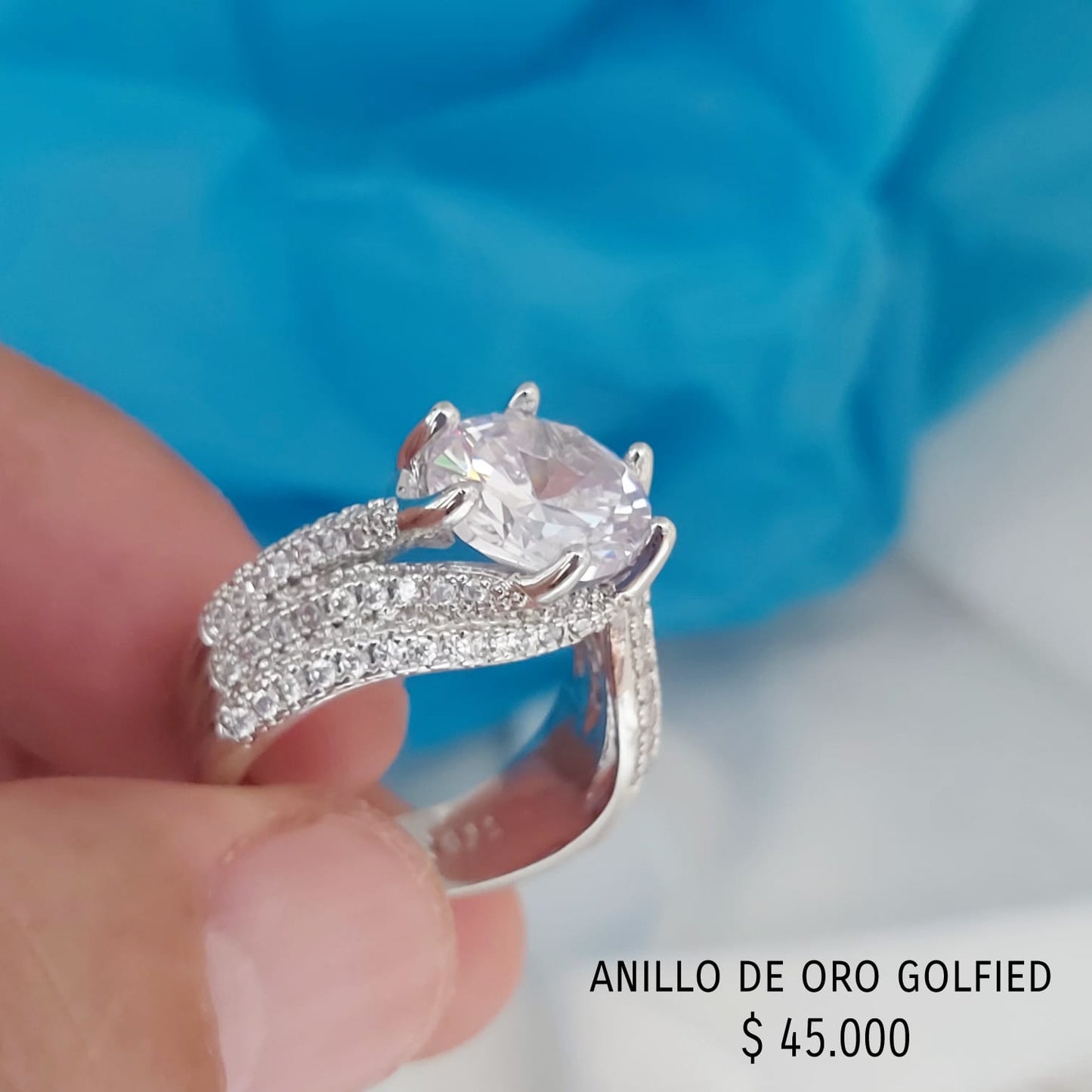 Anillo de oro golfield