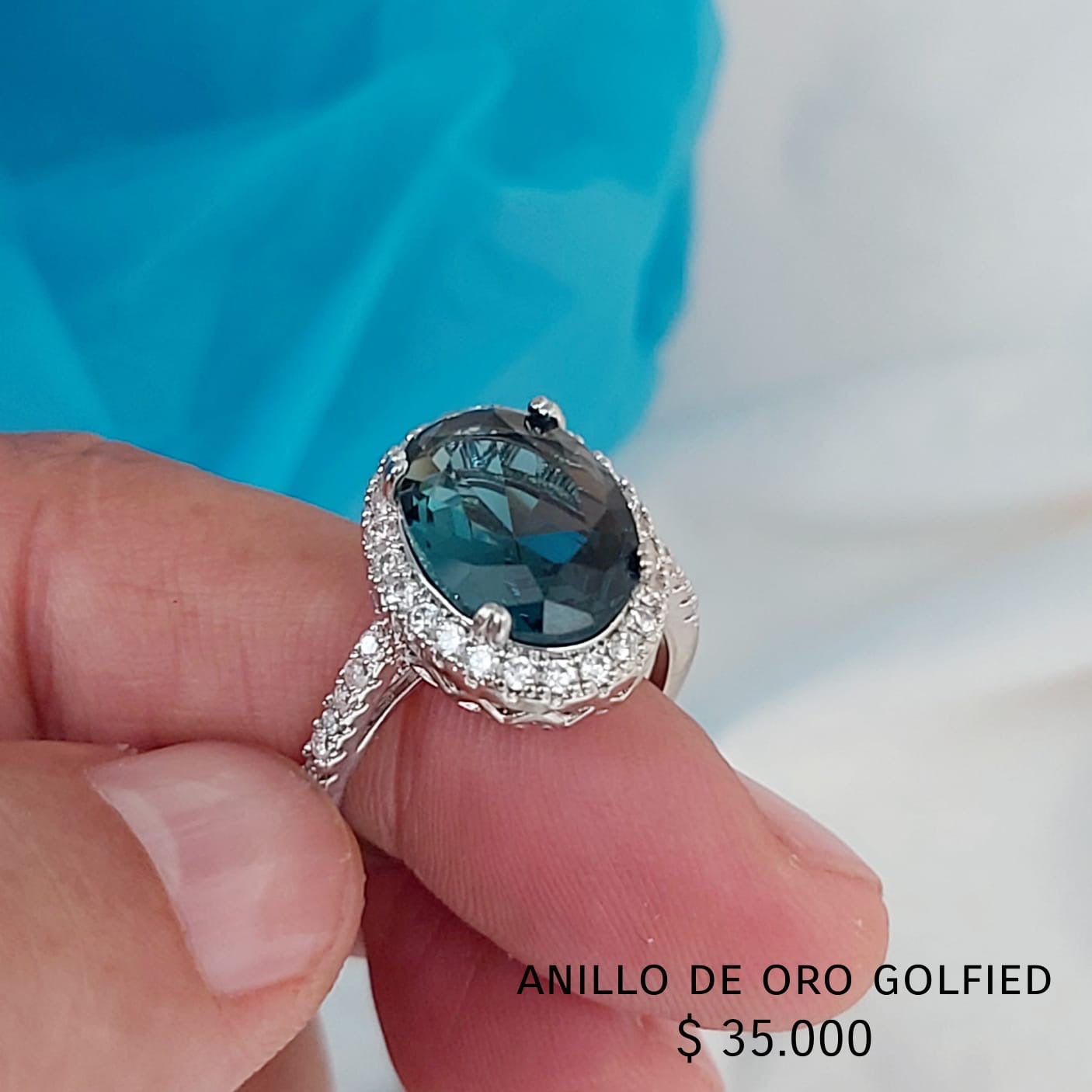 Anillo de oro golfied
