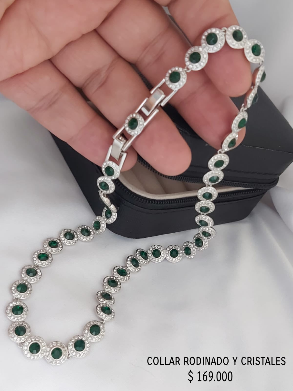 Collar SW verde