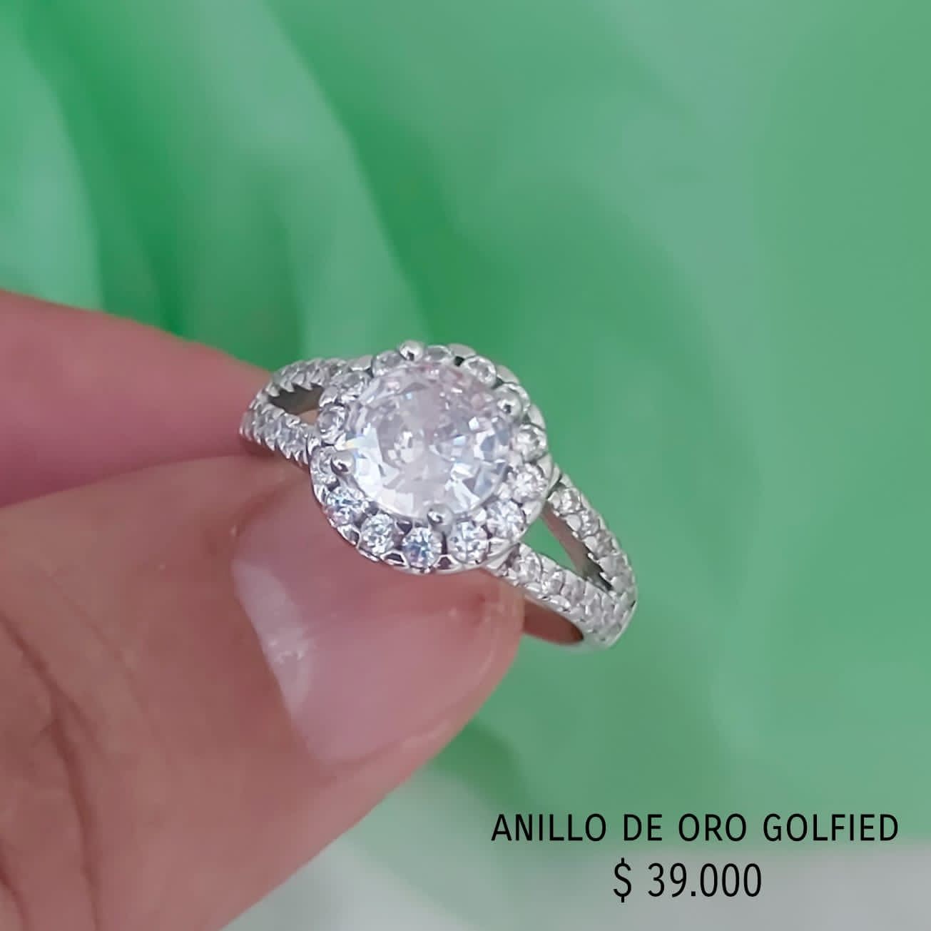 Anillo de oro golfied