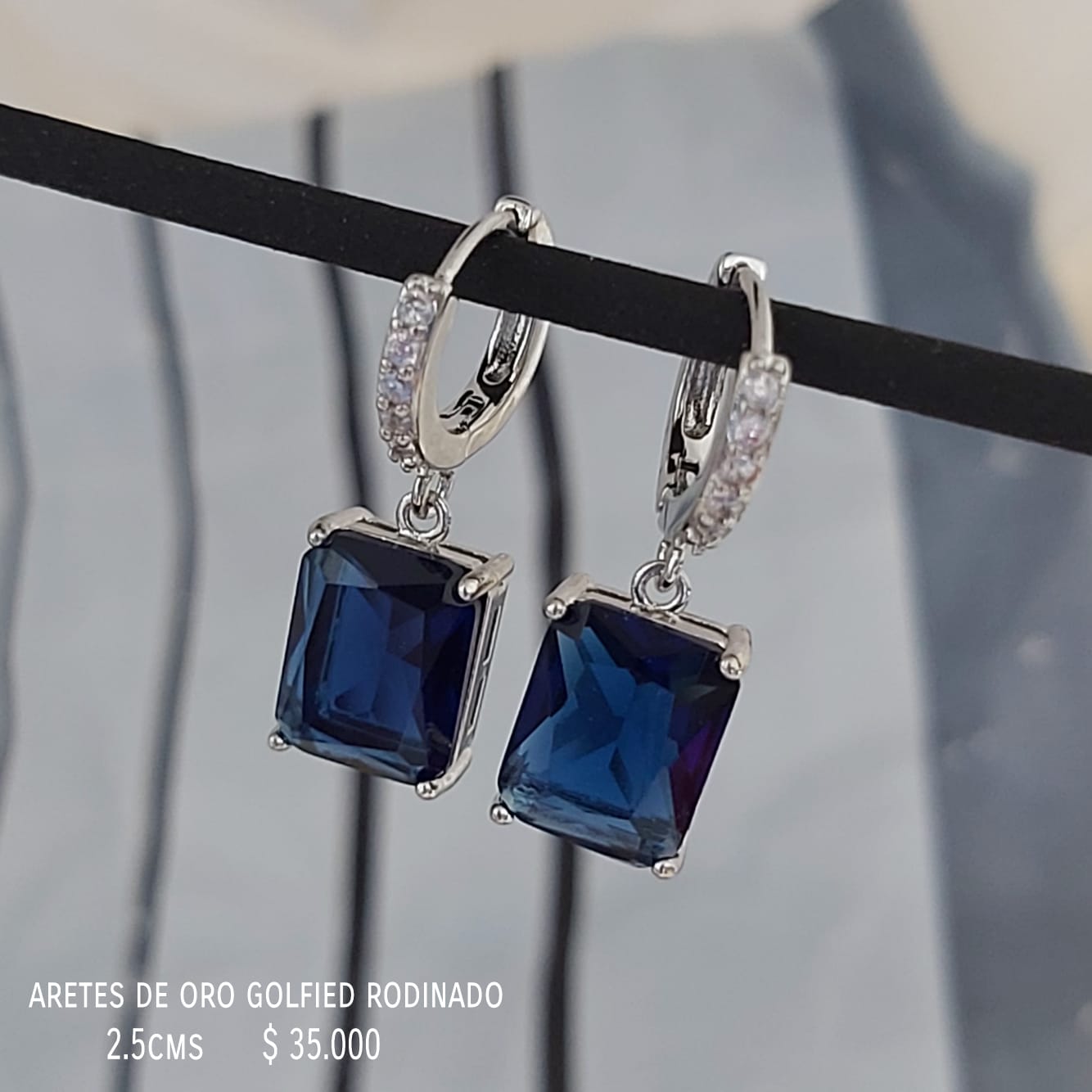 Aretes de oro golfield rodinado