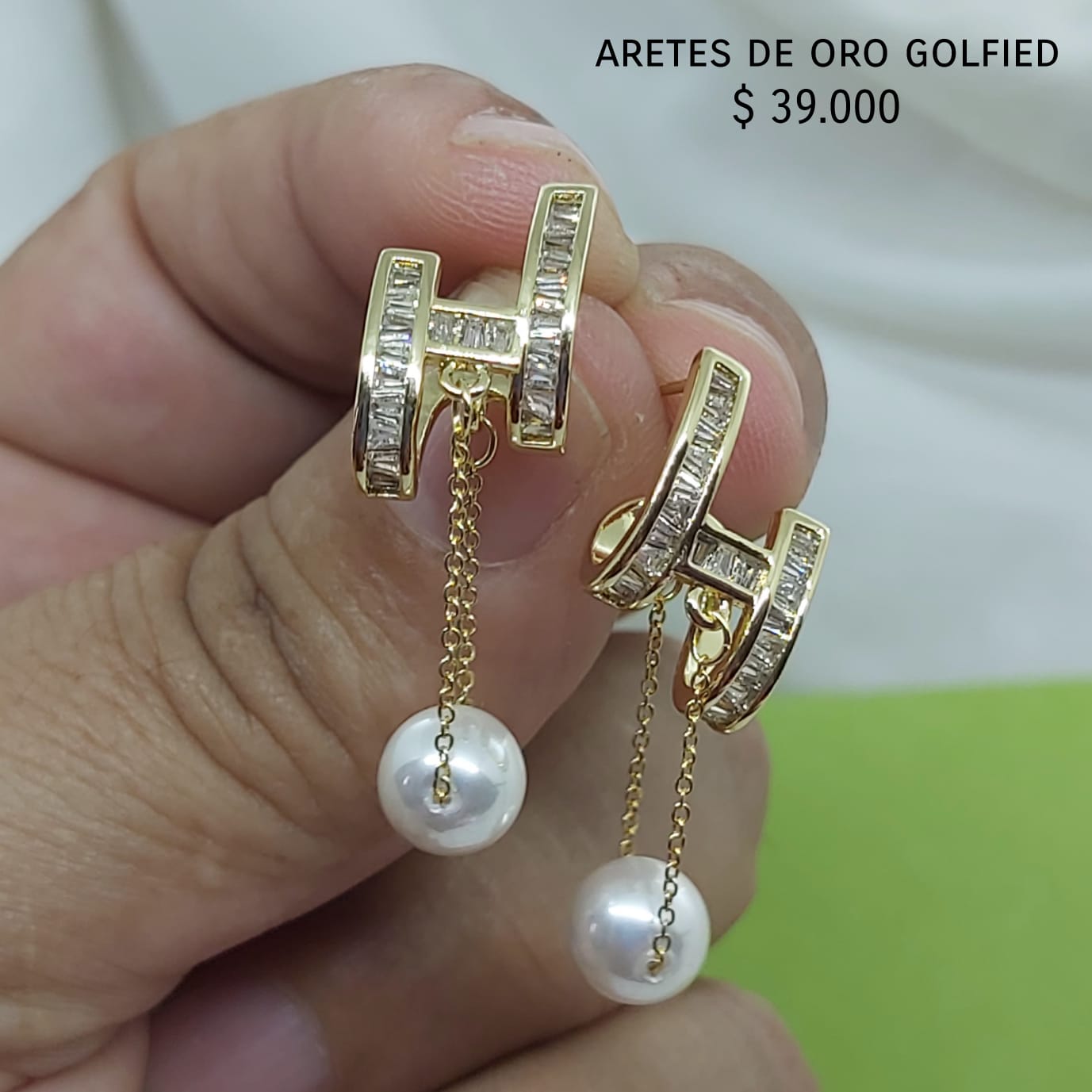 Aretes de oro golfield