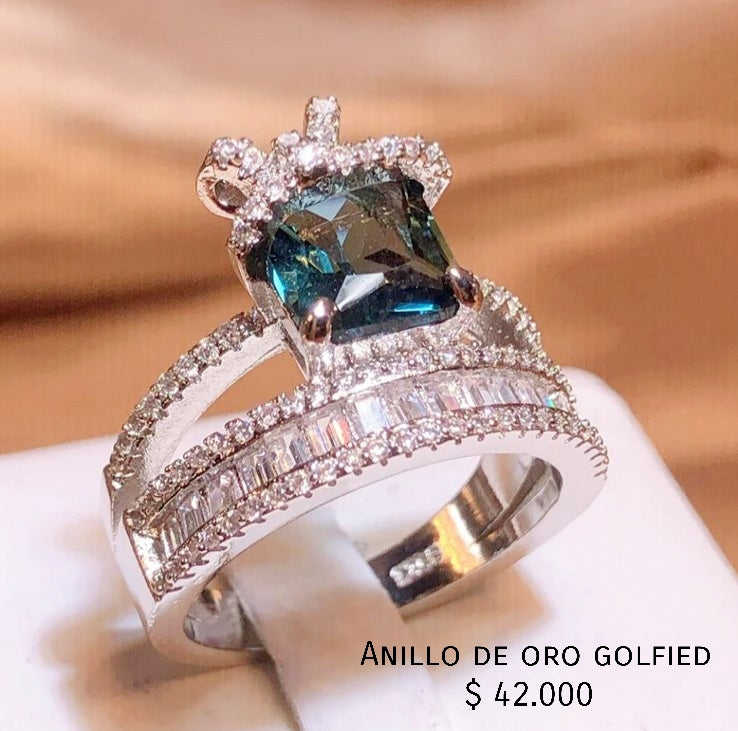 Anillo de oro golfield