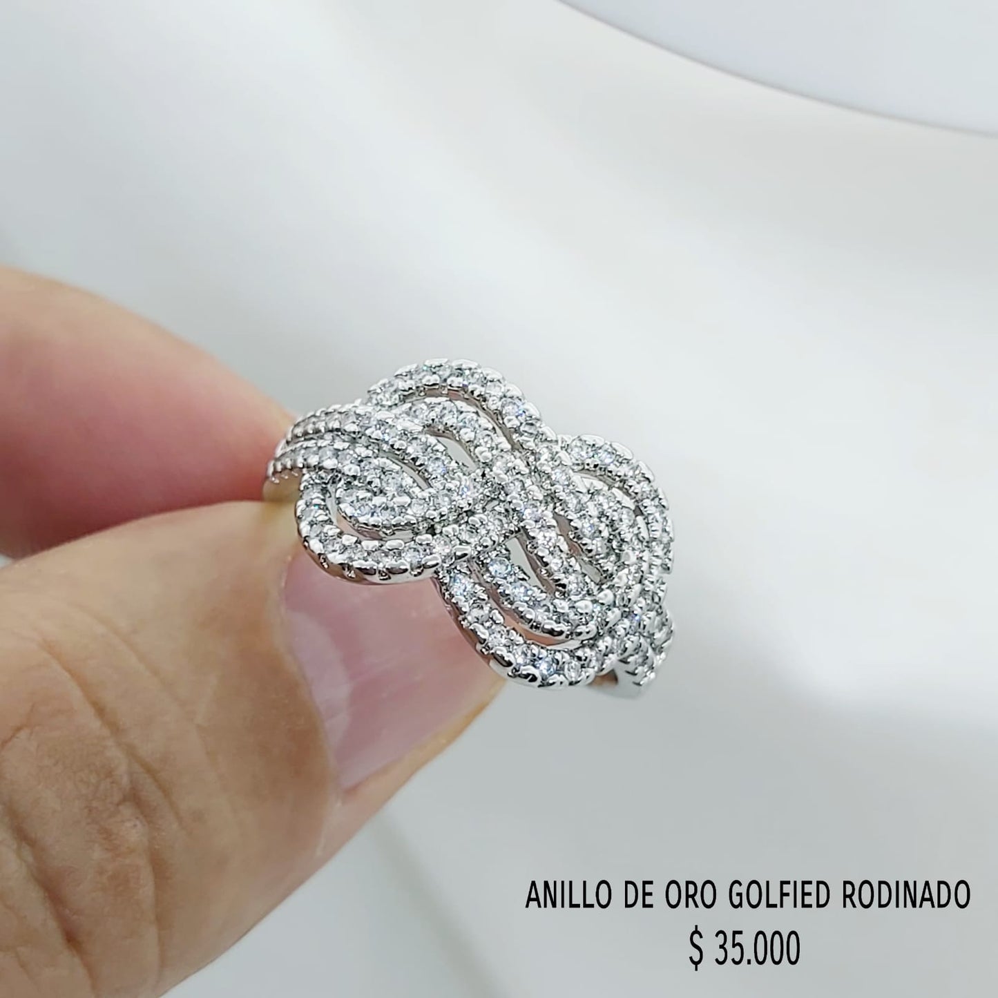 Anillo de oro golfield rodinado