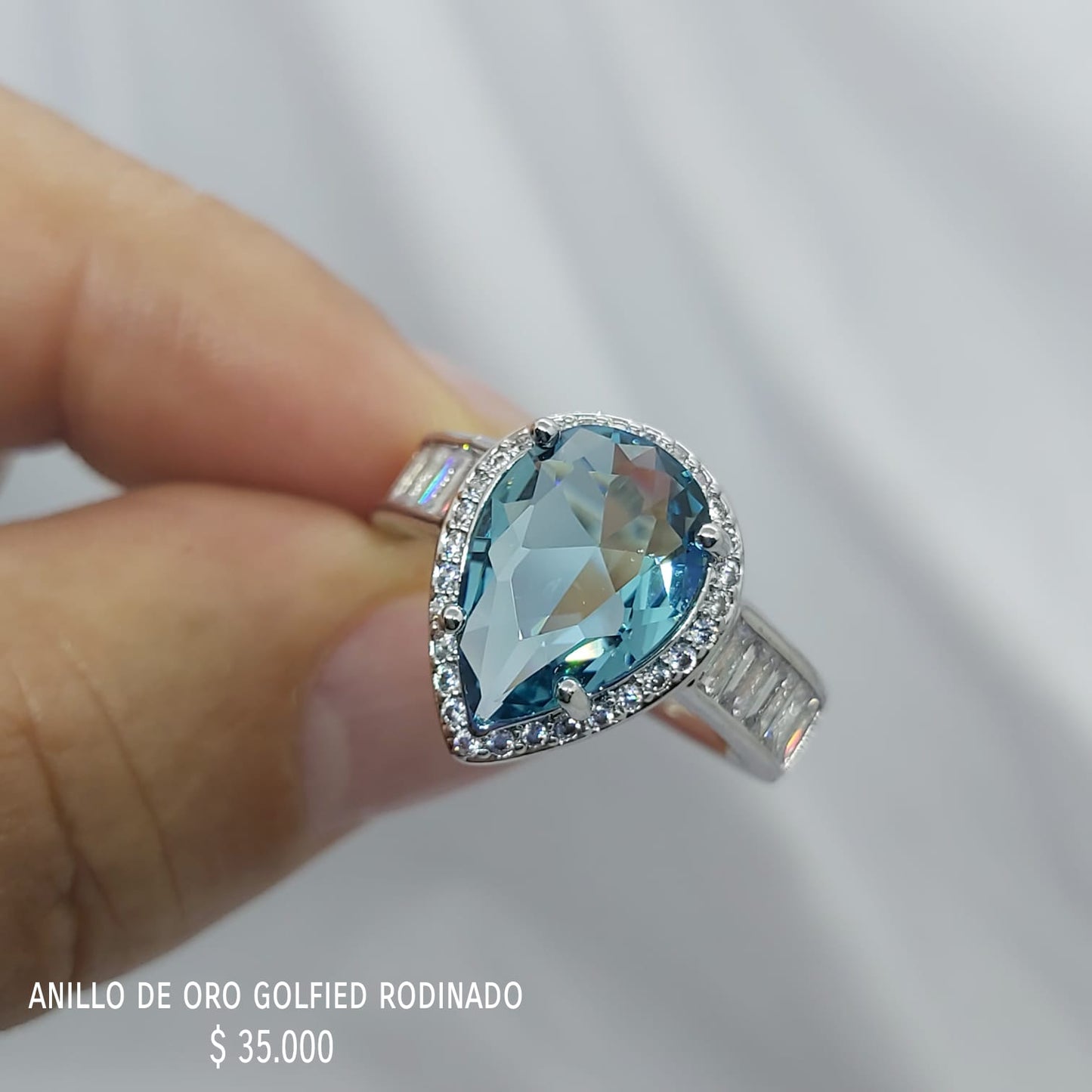 Anillo de oro golfield rodinado