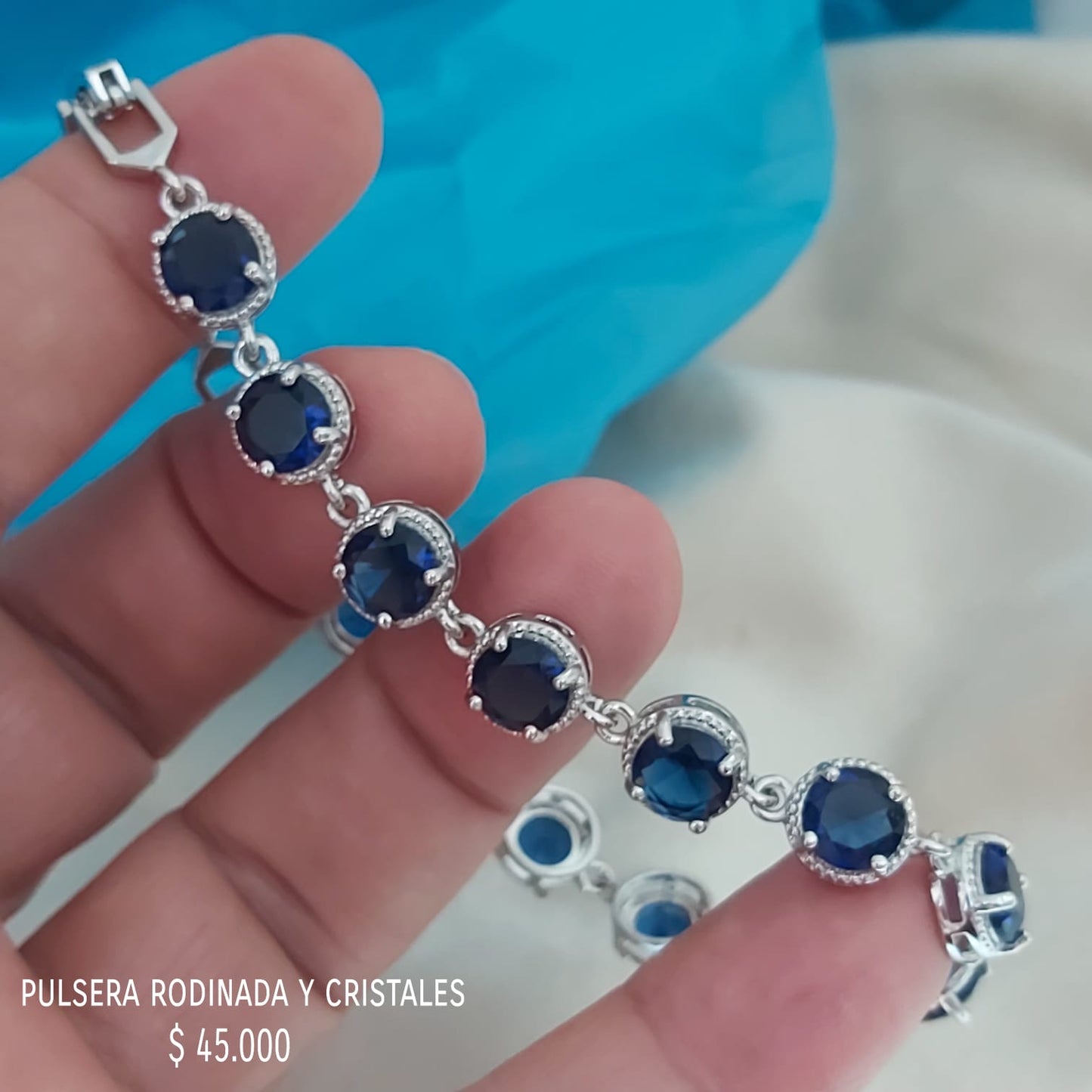 Pulsera y cristales rodinada
