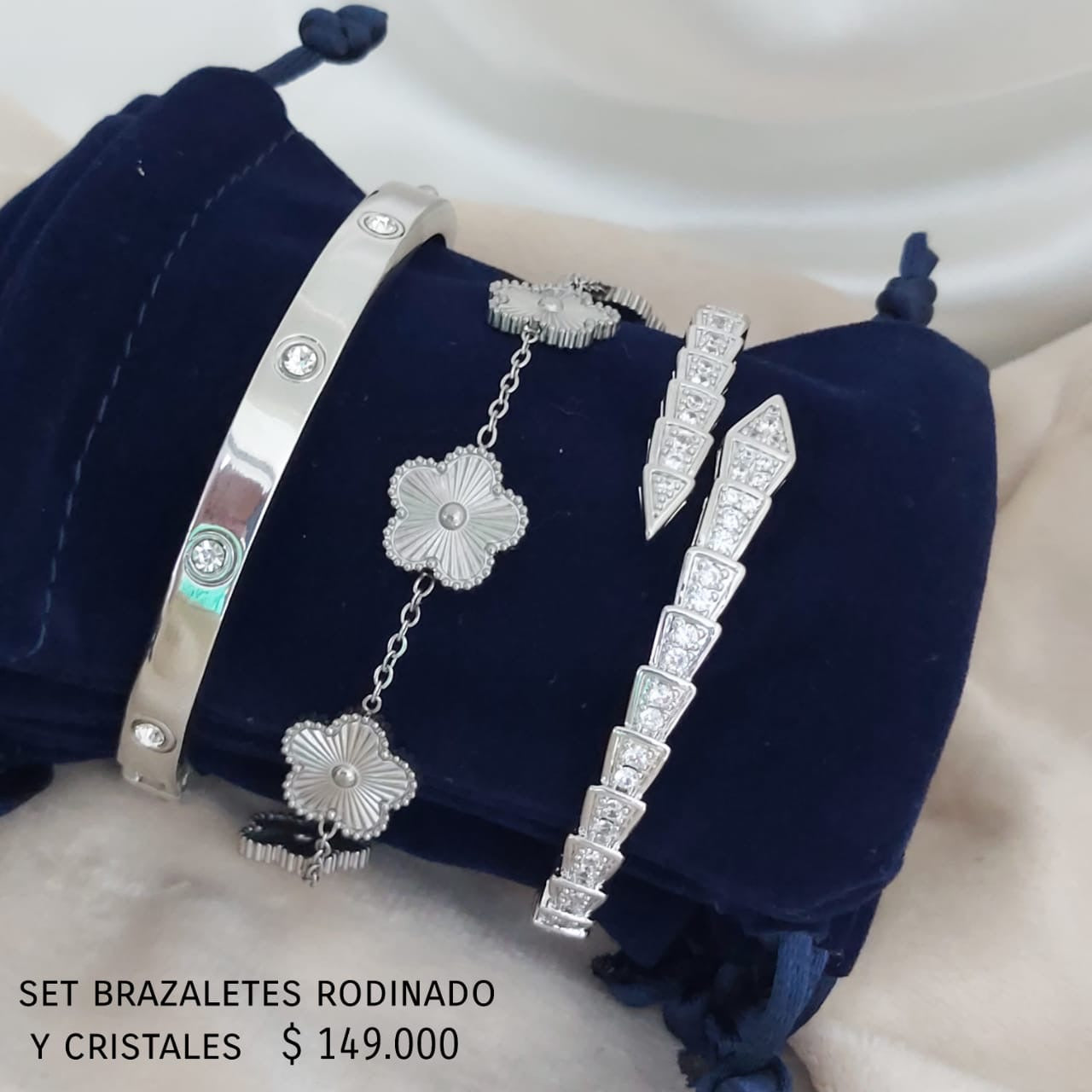 Set 3 brazaletes plateado rodinados y cristal