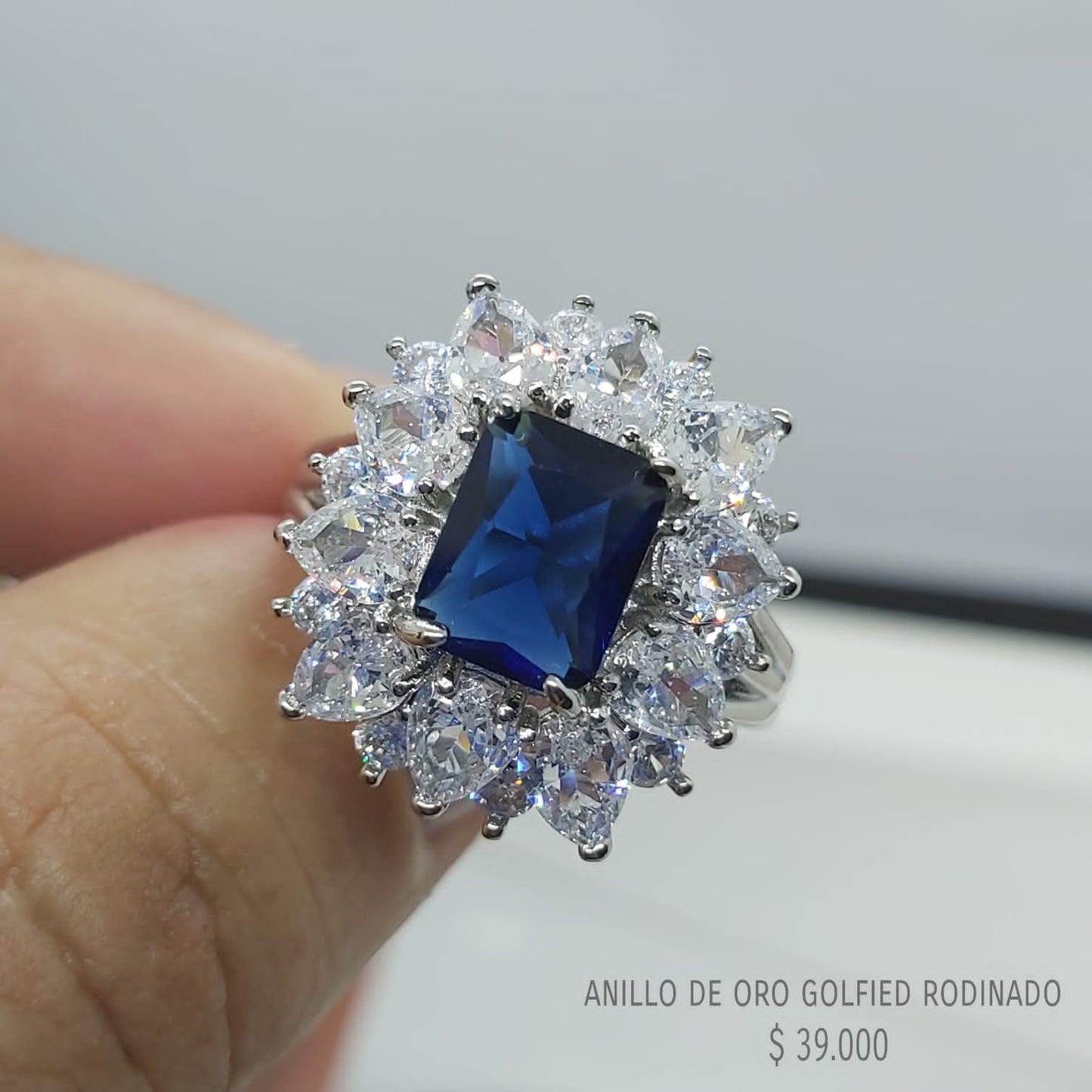 Anillo de oro golfield rodinado