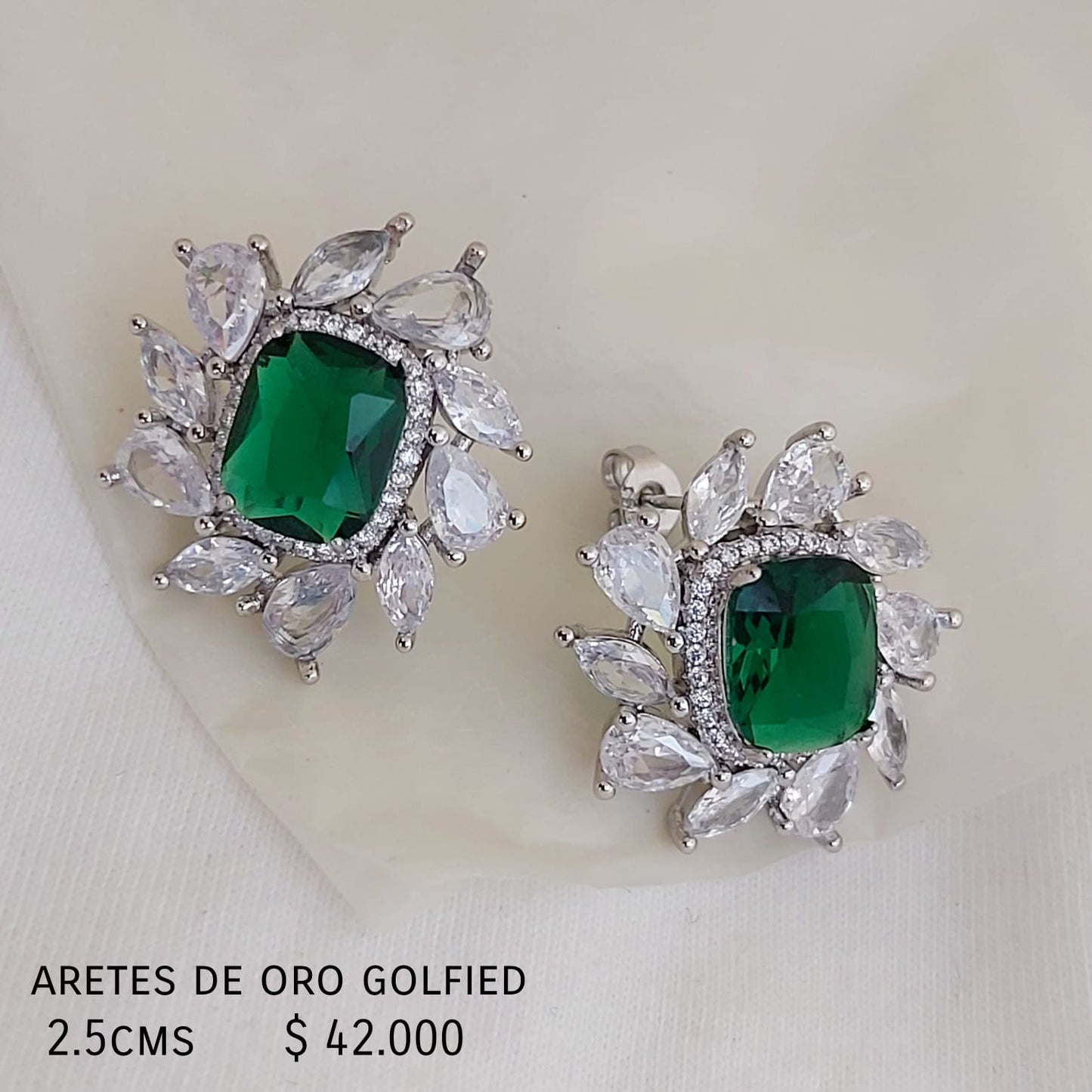 Aretes de oro golfield