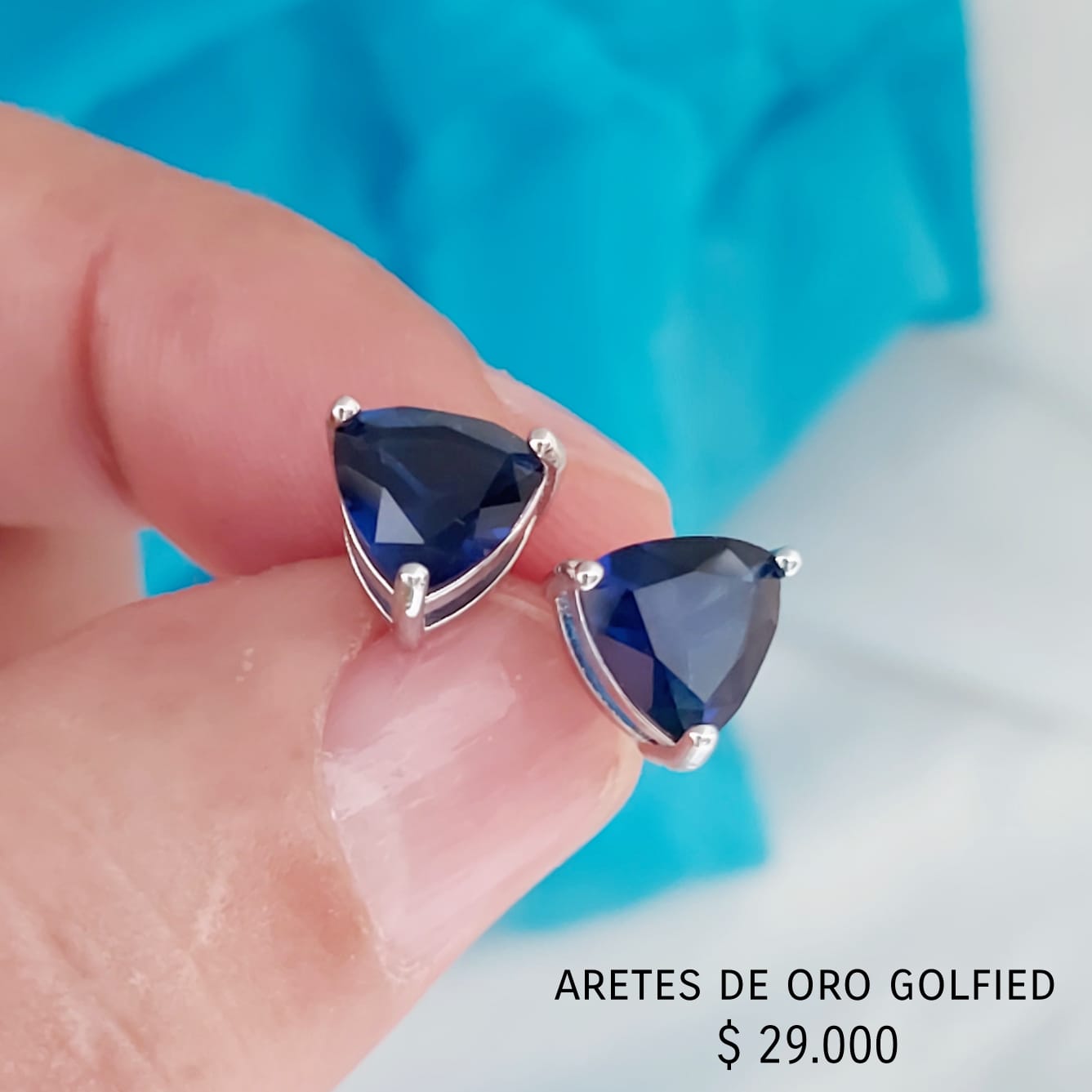 Aretes de oro golfied